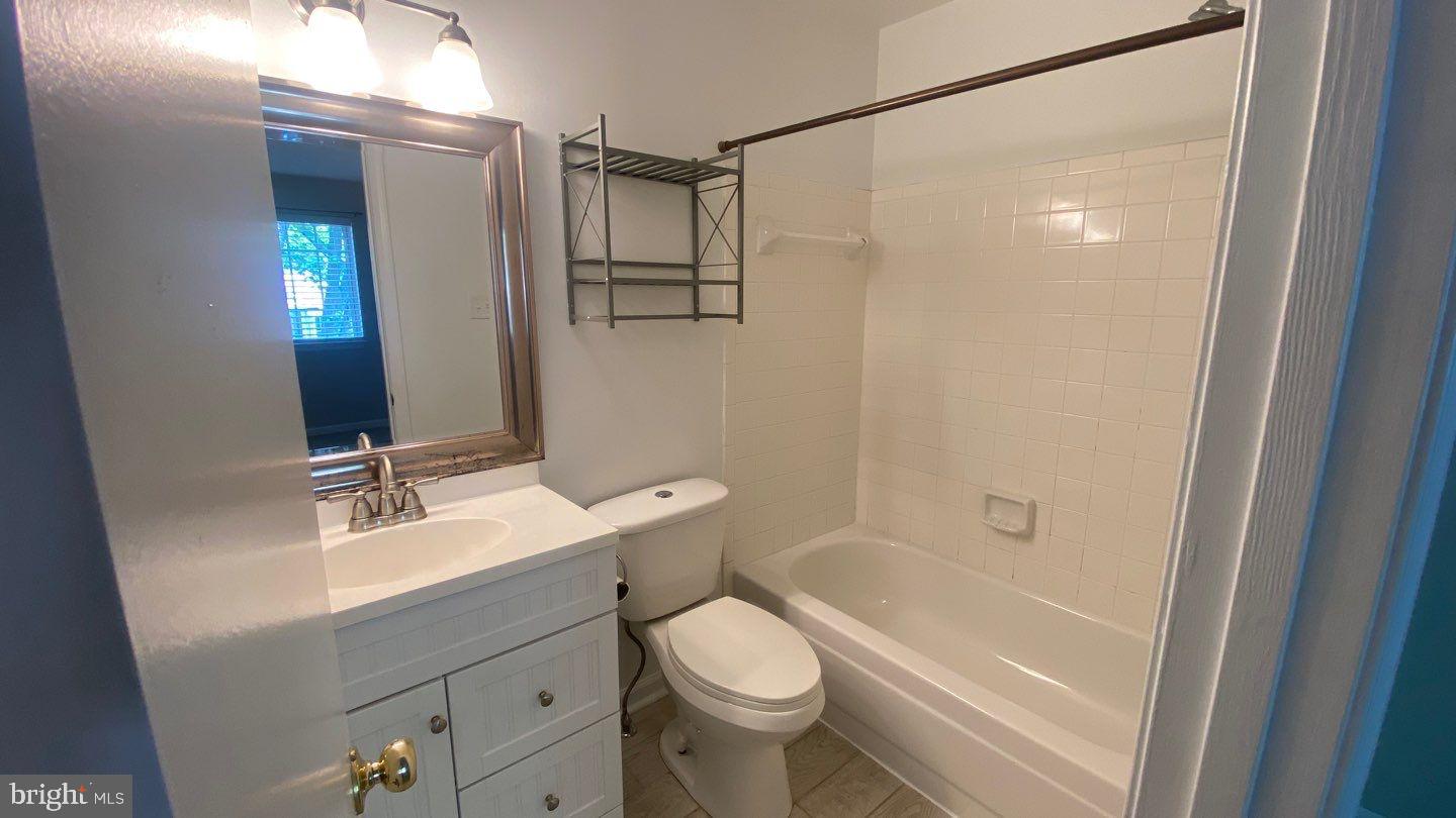 DORSEY PLACE - Residential Lease