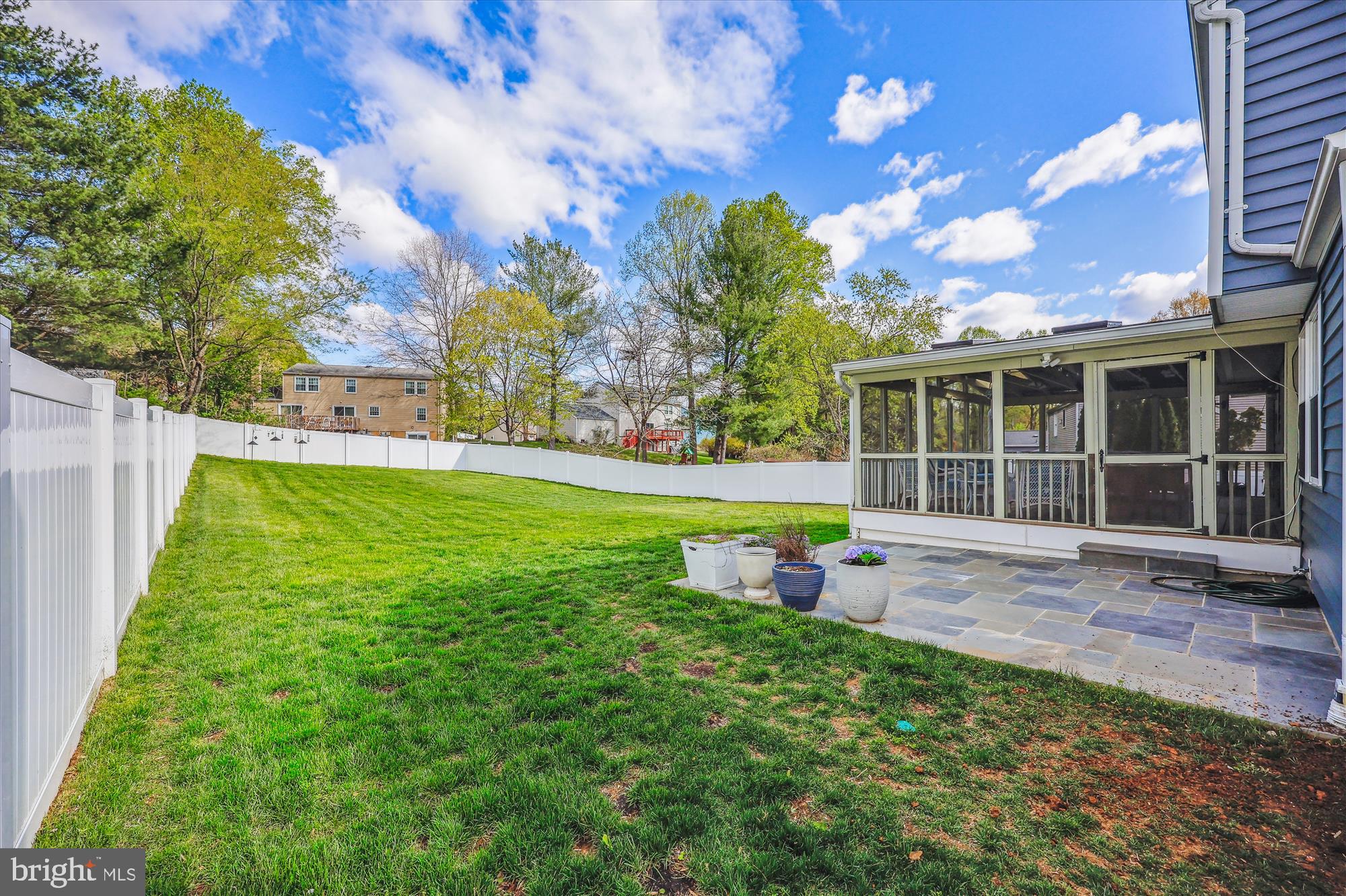 LANDFARE - Residential