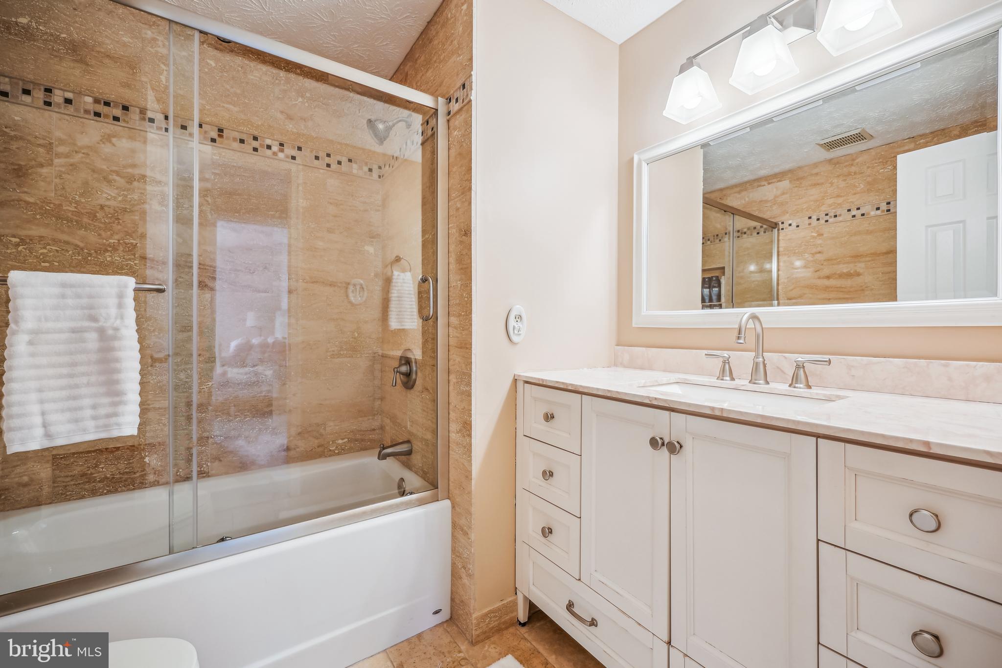 LANDFARE - Residential