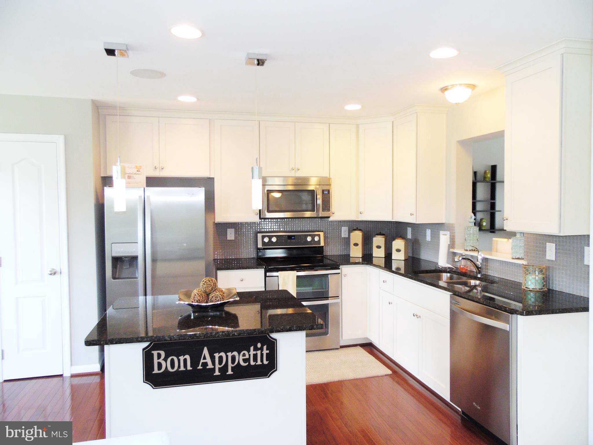 STONEBROOK VILLAGE - Residential