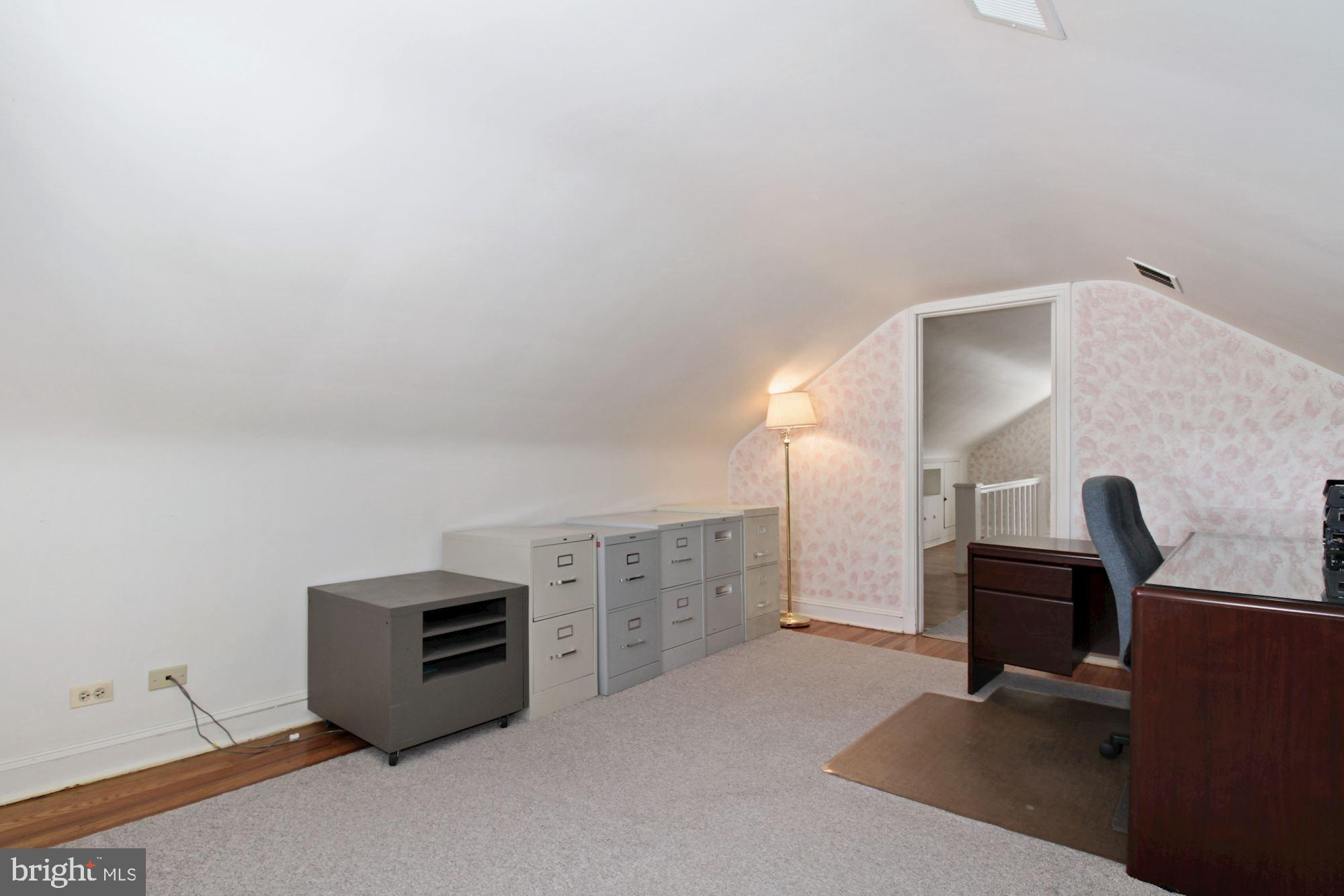 TOWSONDALE - Residential