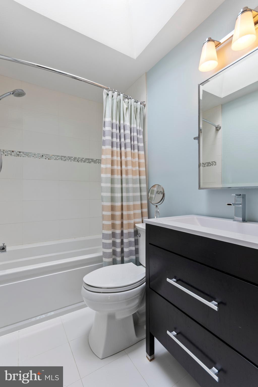 WYNNEFIELD HEIGHTS - Residential