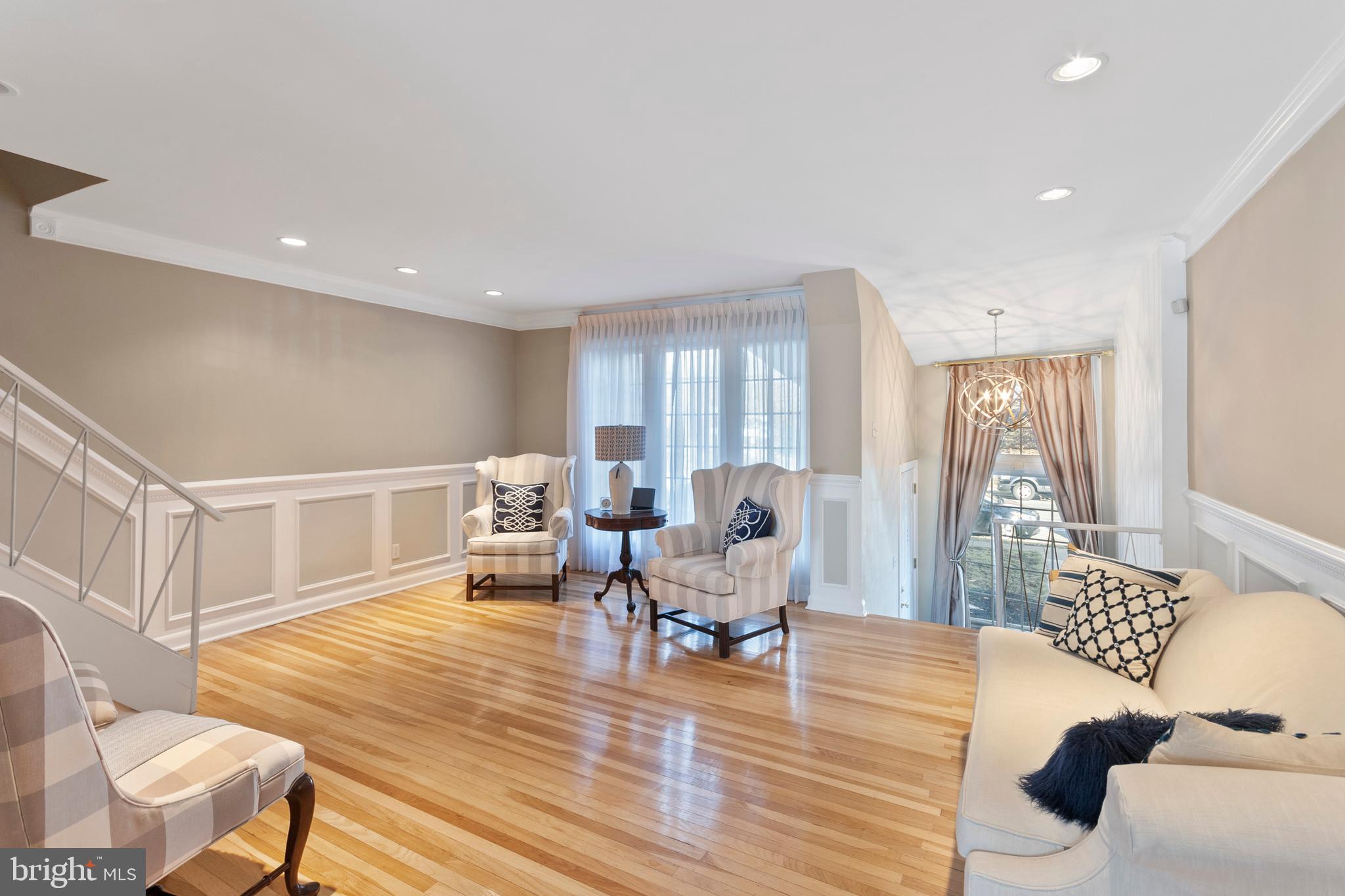 WYNNEFIELD HEIGHTS - Residential