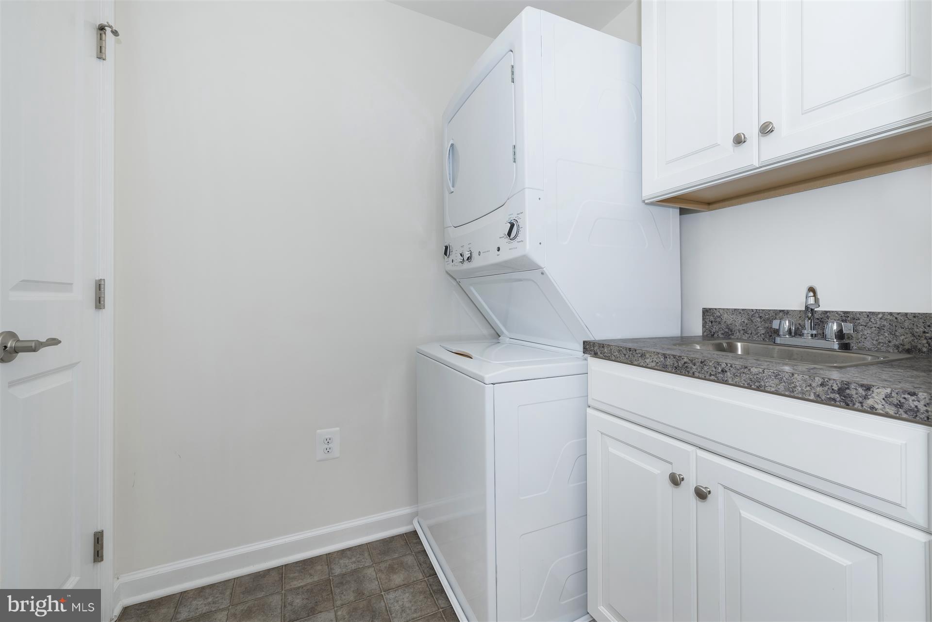 JEFFERSON PLACE - Residential