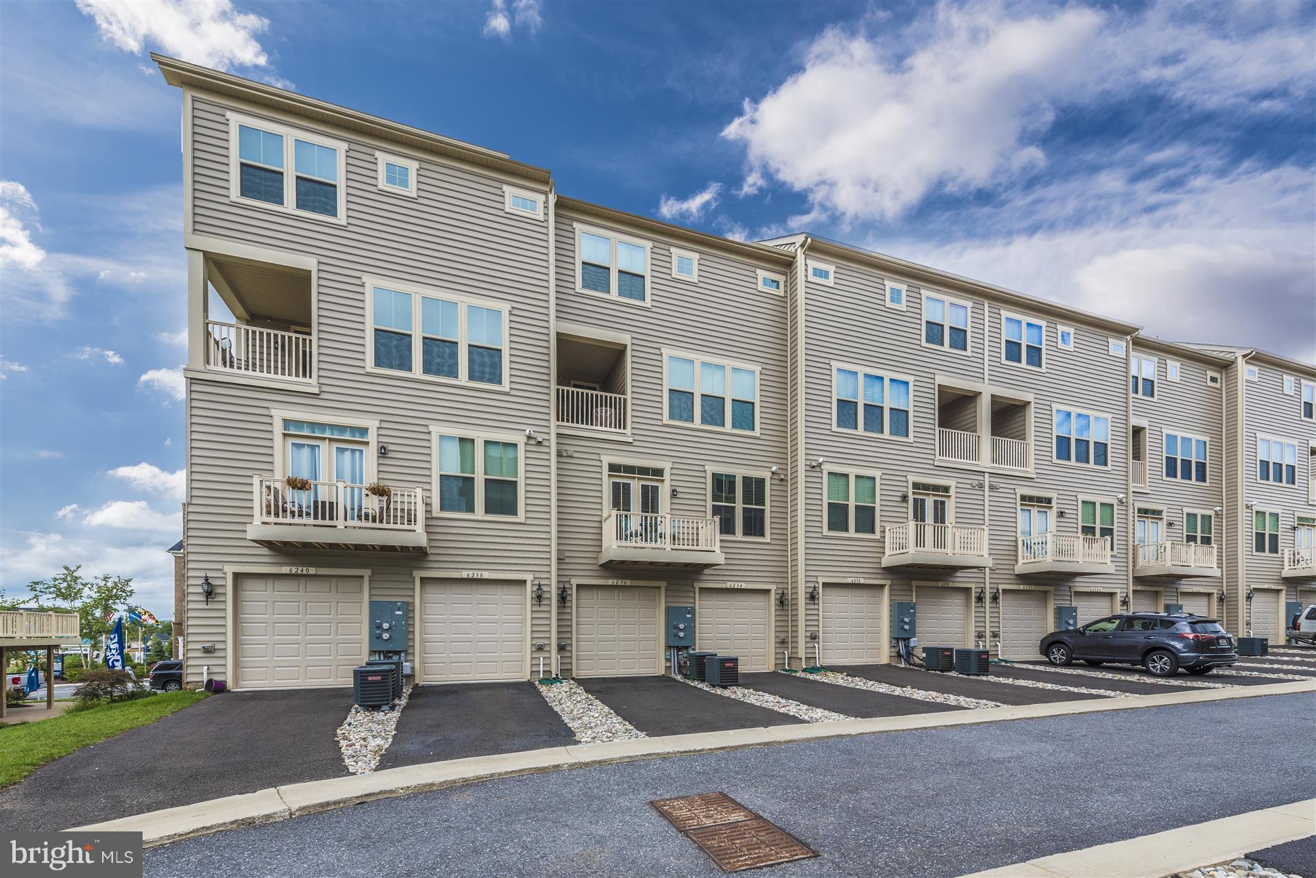 JEFFERSON PLACE - Residential