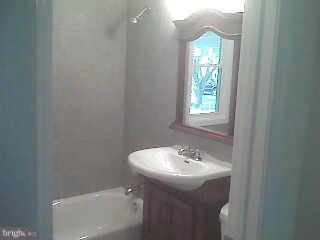 PIMMIT HILLS - Residential Lease