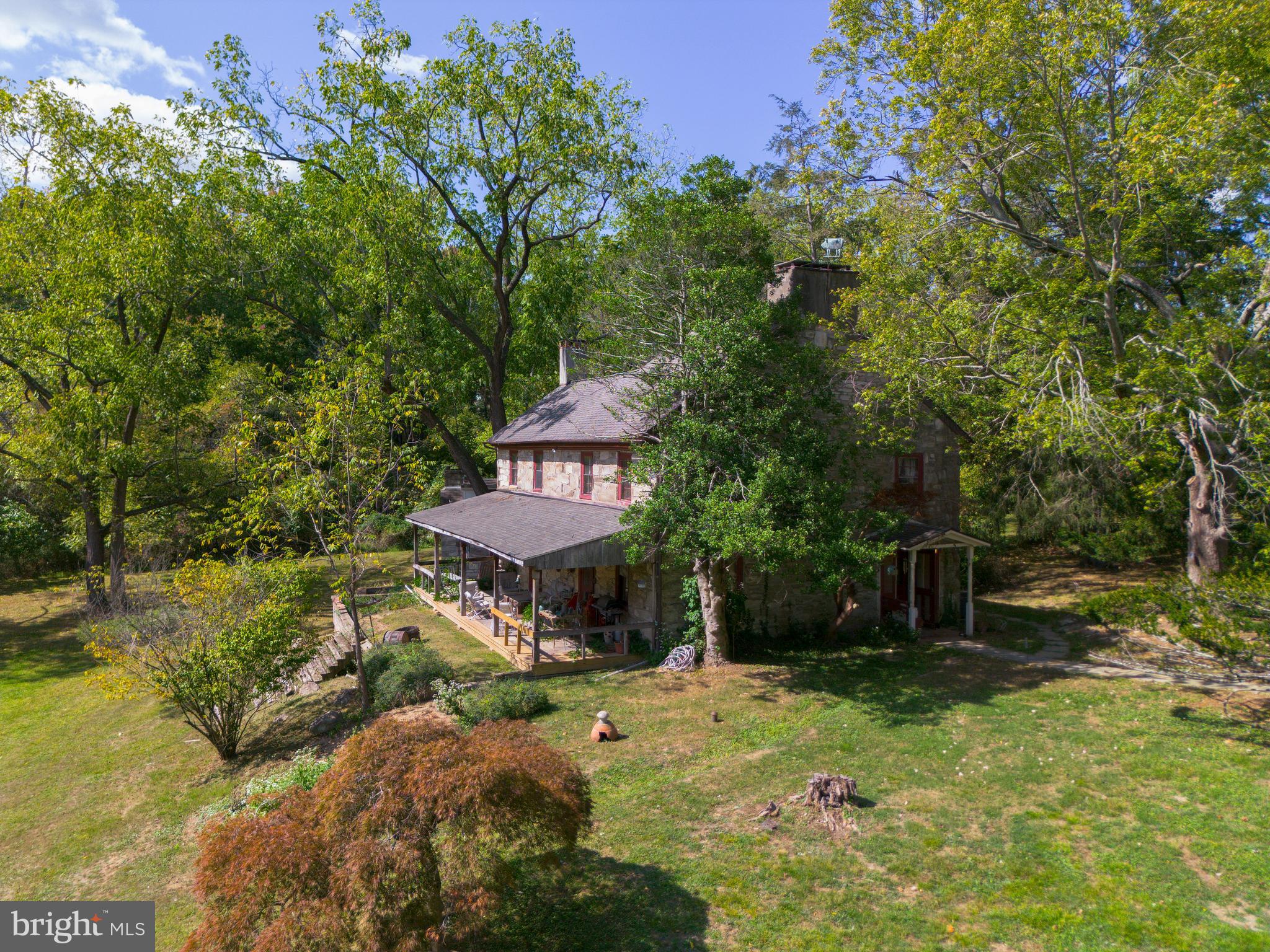 NEWTOWN SQ - Residential