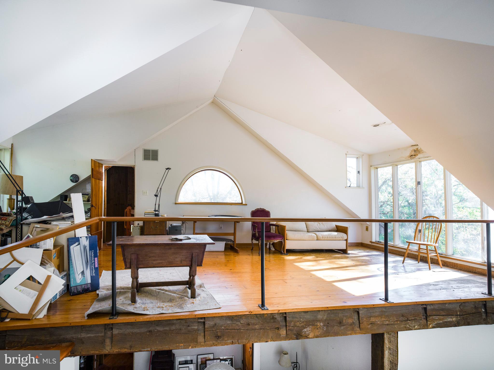 NEWTOWN SQ - Residential