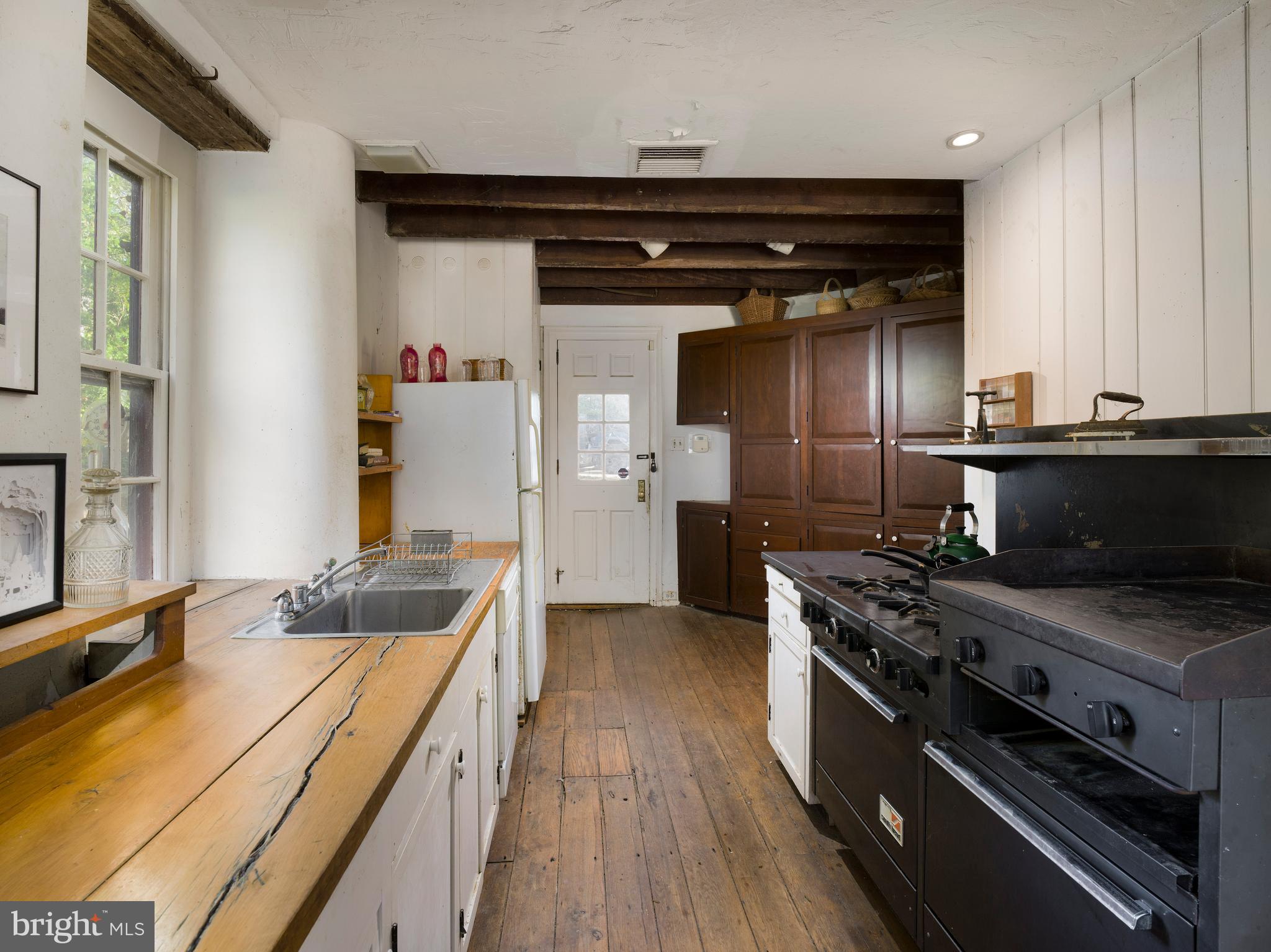 NEWTOWN SQ - Residential