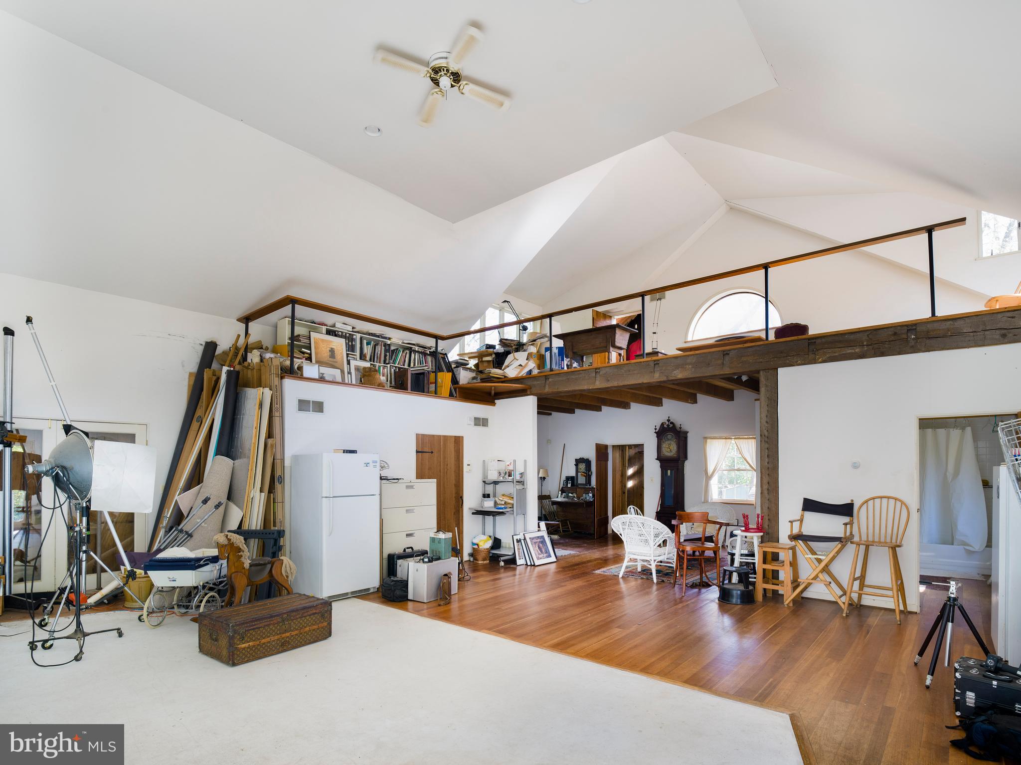 NEWTOWN SQ - Residential