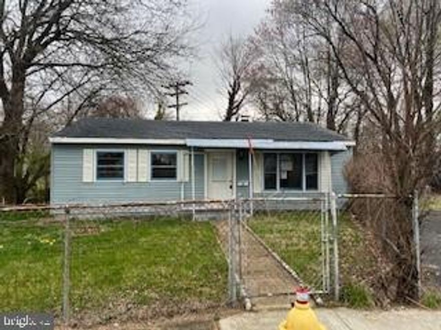 Looking for a project home in the Bonnie Brae Manor community!  Check out this cozy 3 bedroom 1 bath cottage.  The cul de sac location off of Baltimore Rd is an ideal location.  The back yard is very large.  Mature trees abound.  Renovate and live here for years!   This home is sold strictly as-is.  Home will require a cash purchase of renovation financing (Conventional or FHA203k).