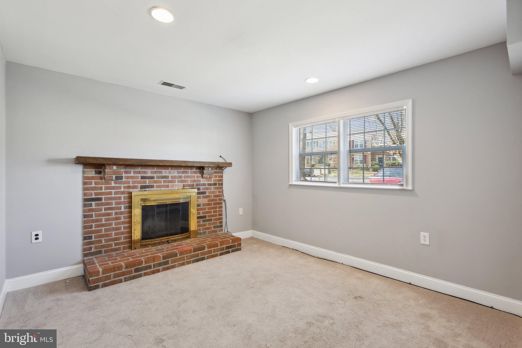 WESTRIDGE - Residential Lease