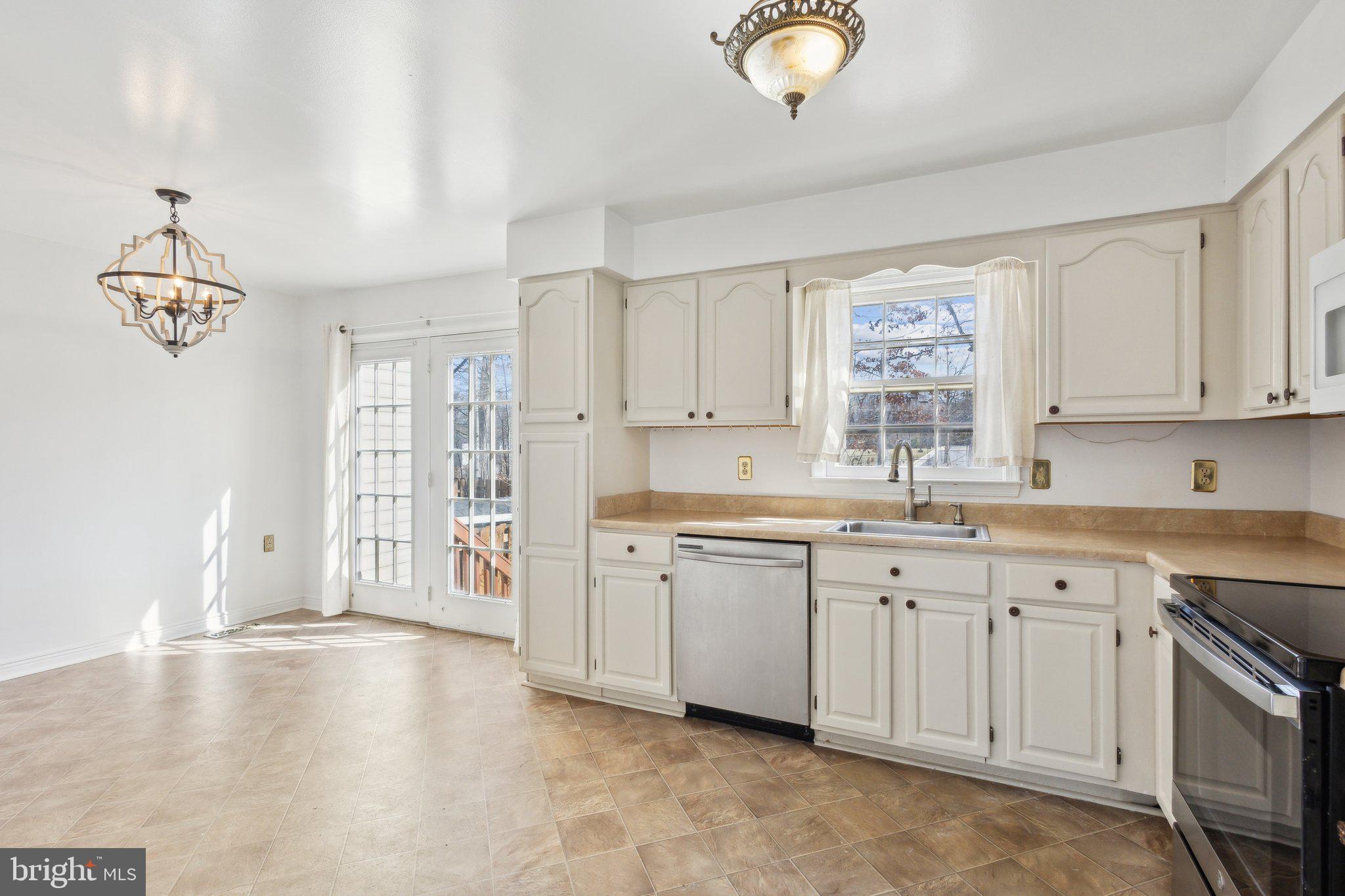 WESTRIDGE - Residential Lease