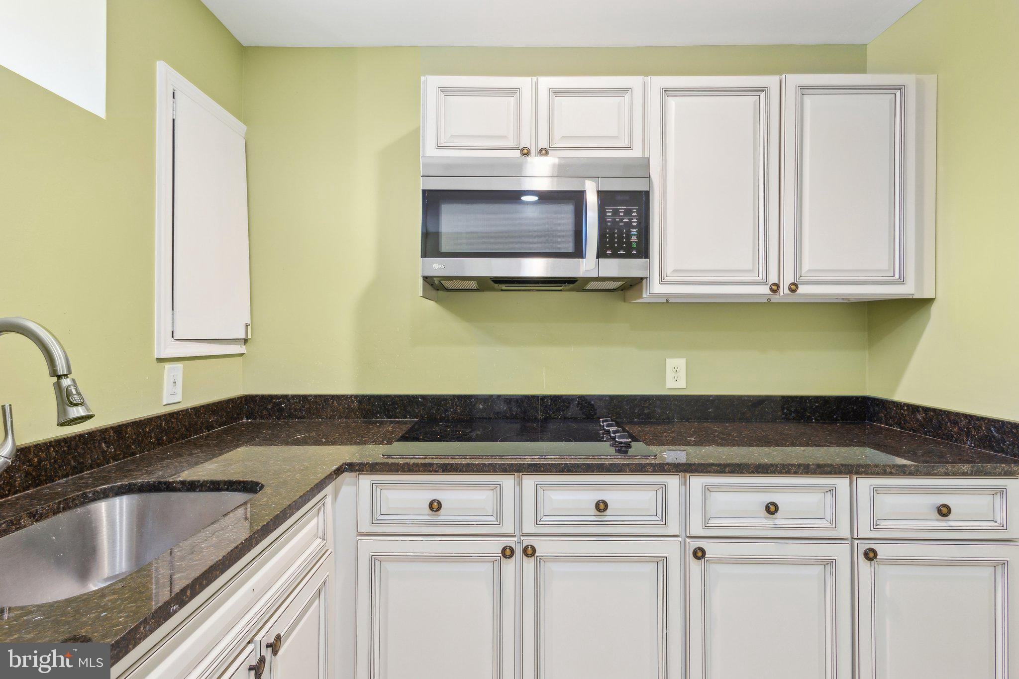 WESTRIDGE - Residential Lease