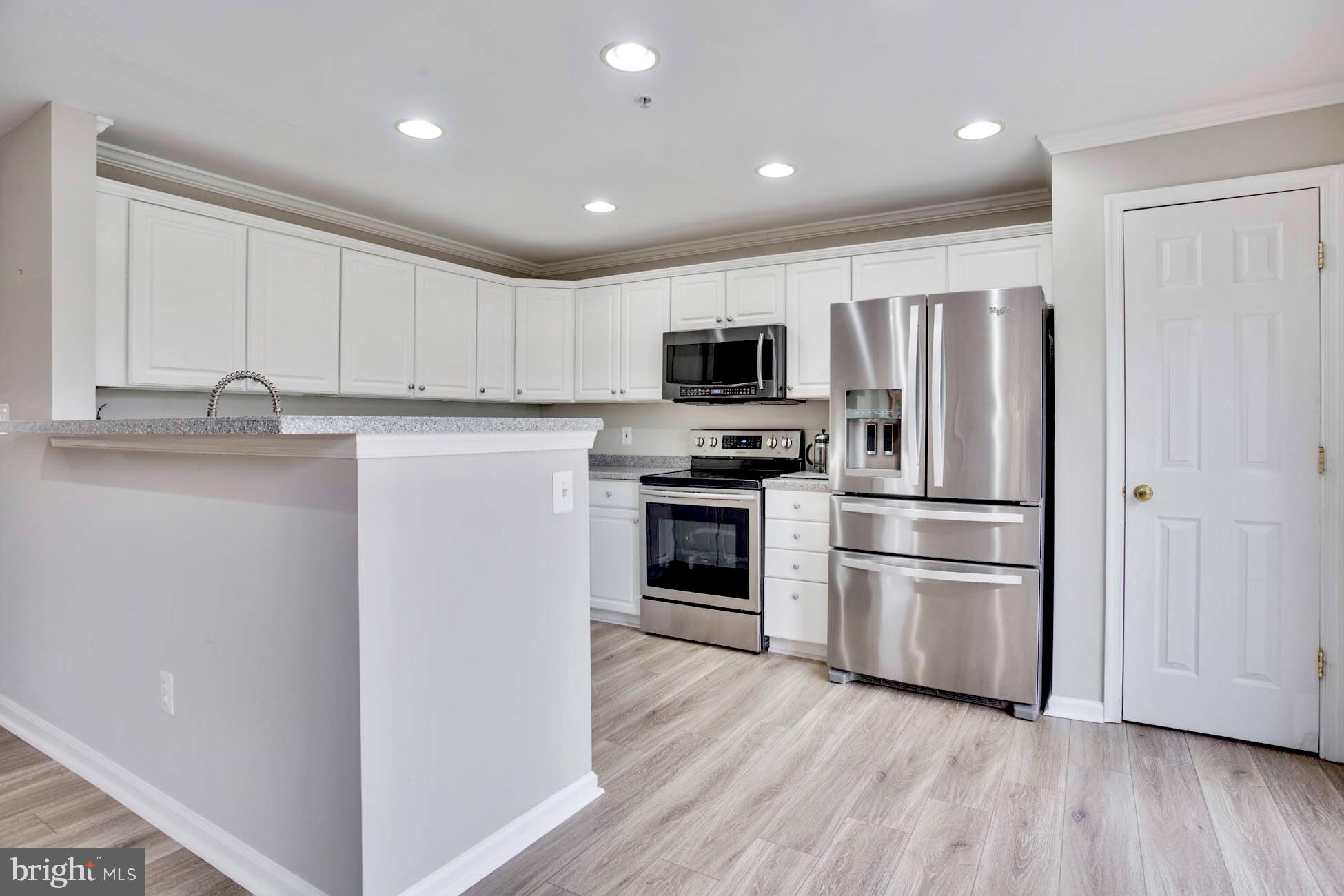 LINCOLN PARK - Residential