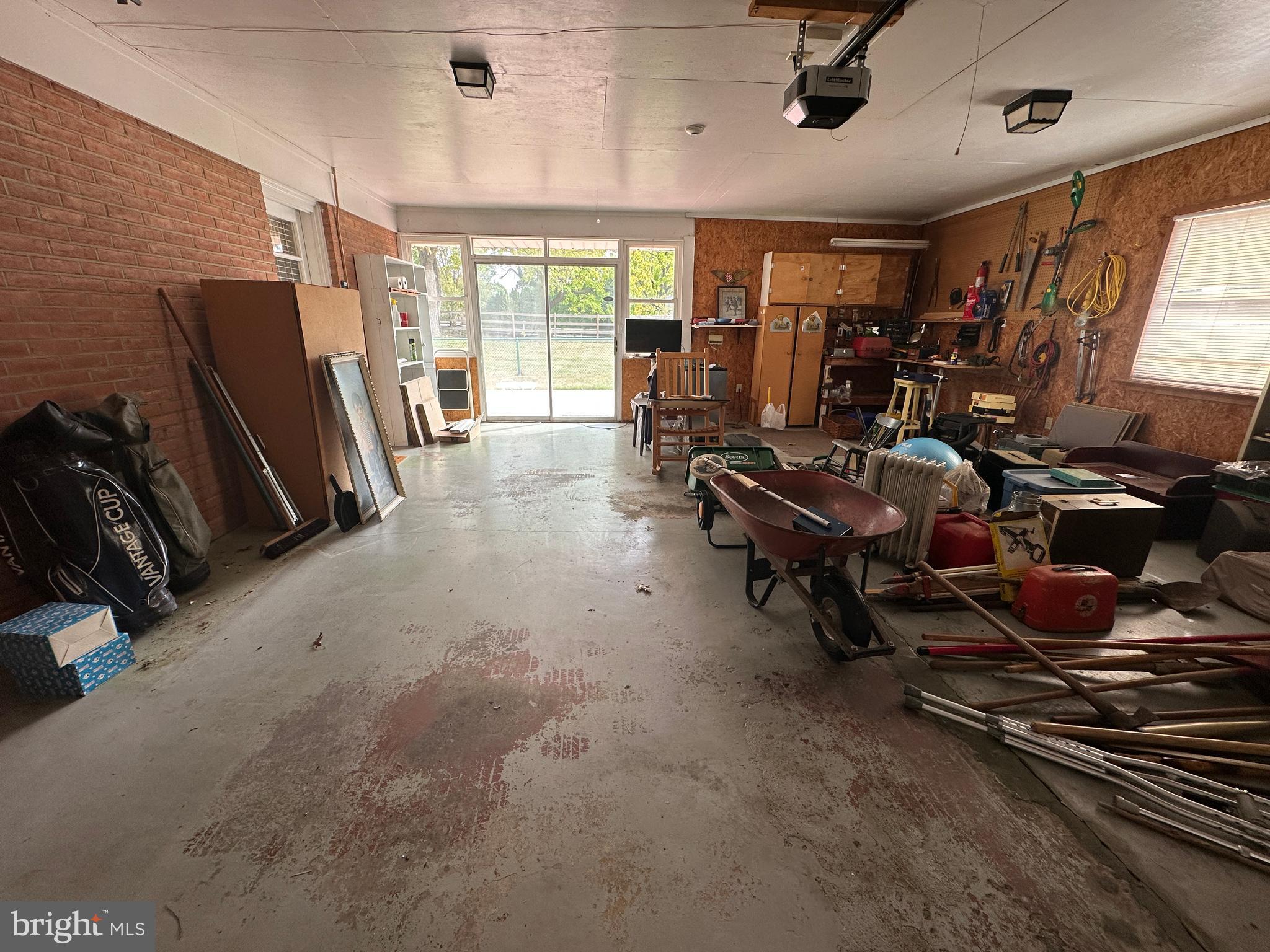 FOUNTAIN HEAD - Residential