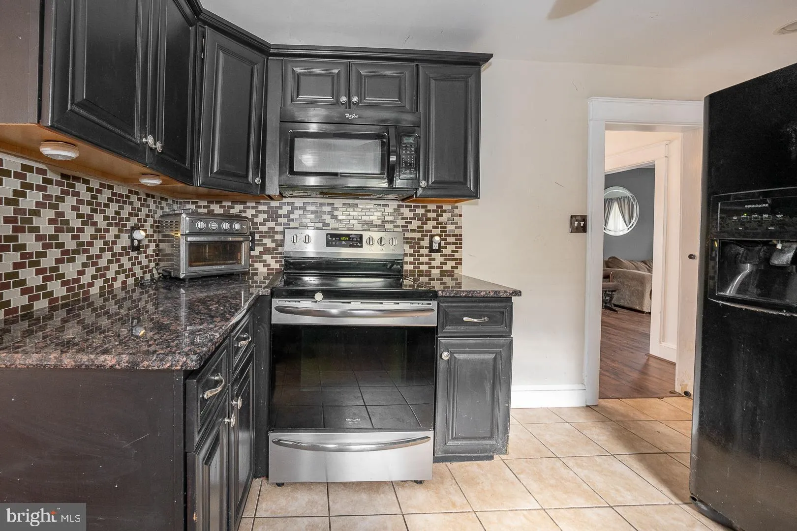 Newtown Square, Pennsylvania 19073, United States, 5 Bedrooms Bedrooms, ,2 BathroomsBathrooms,Residential,Pending,78375