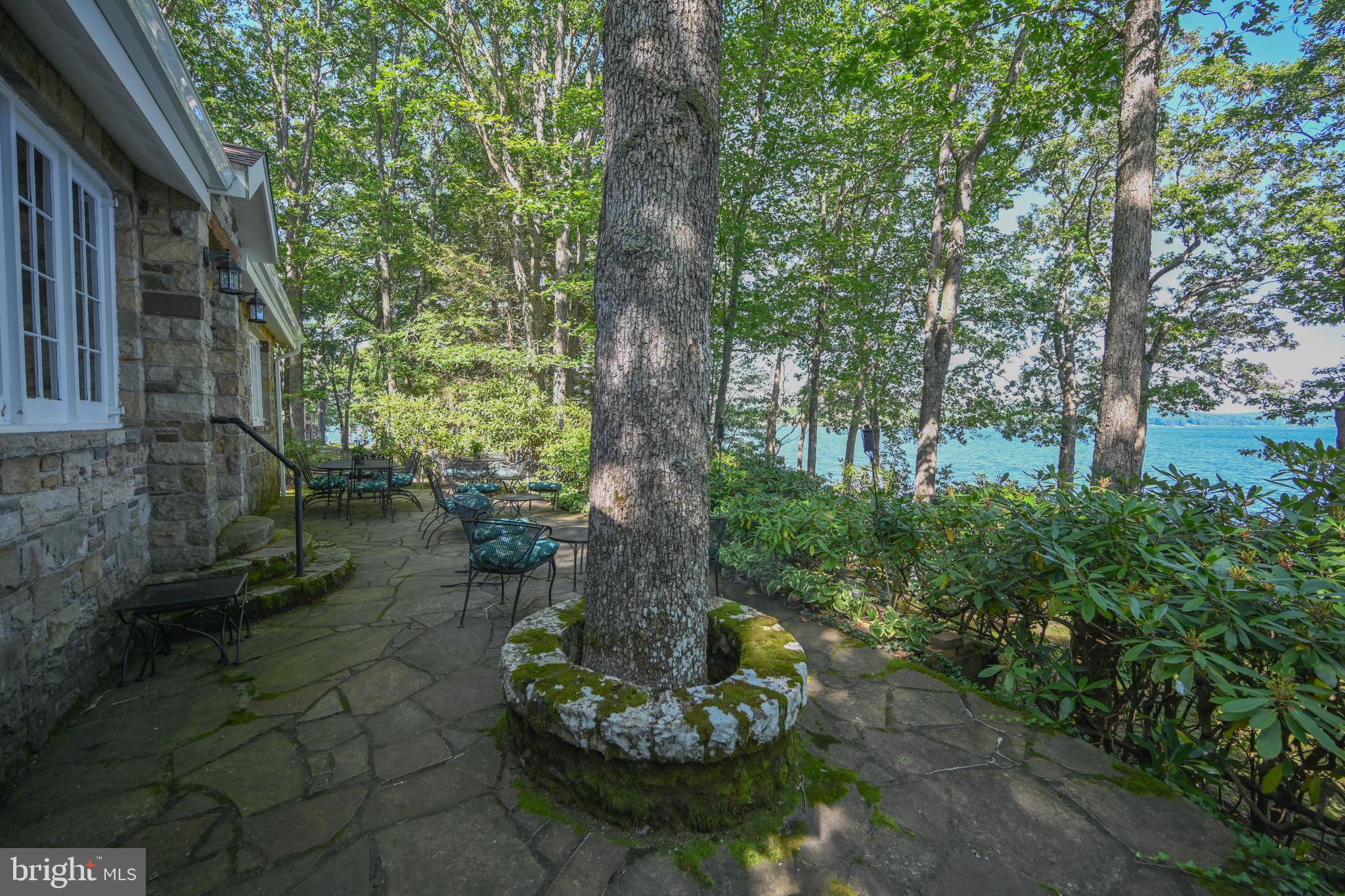 TURKEY NECK ESTATES - Residential