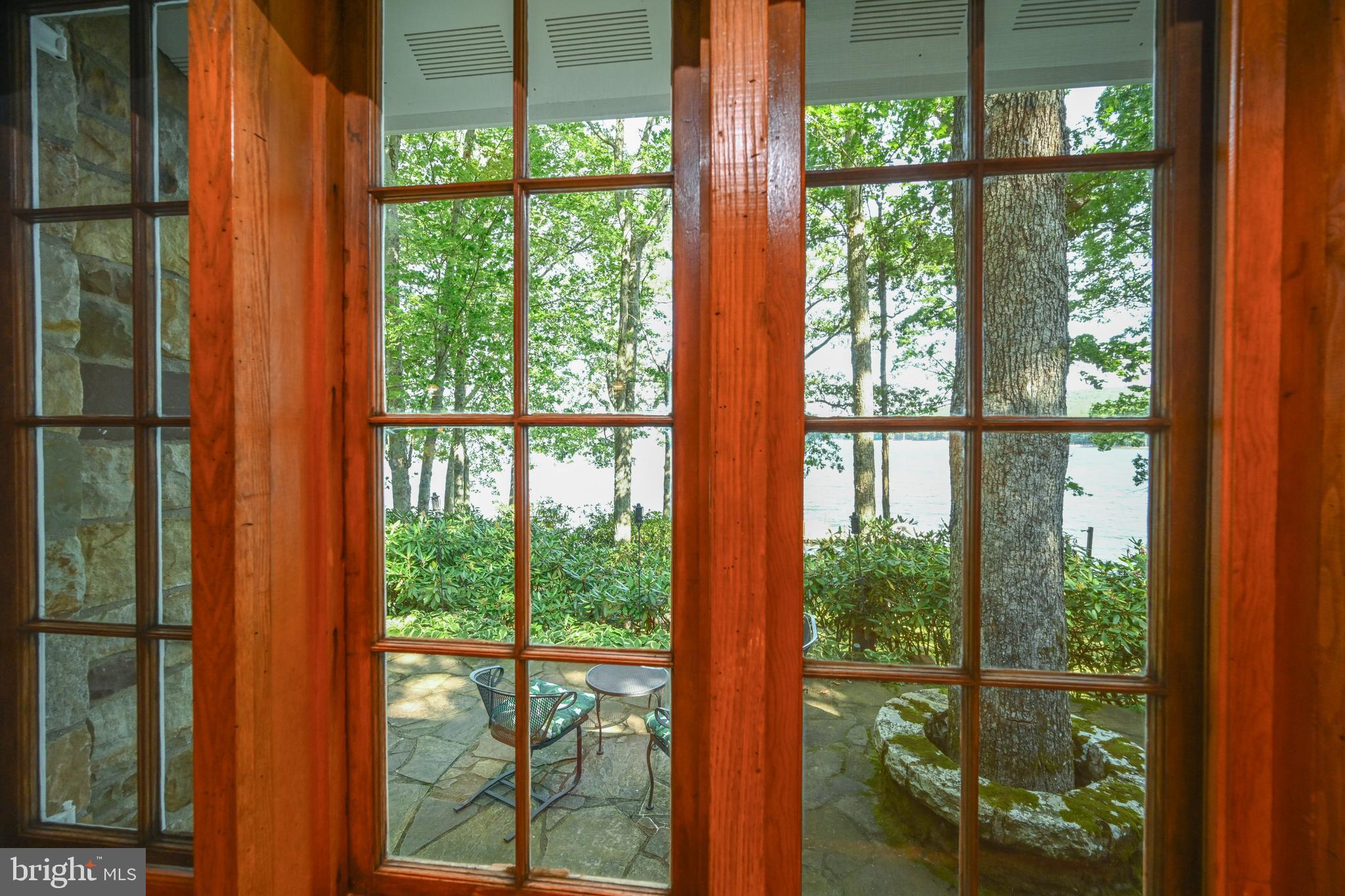 TURKEY NECK ESTATES - Residential