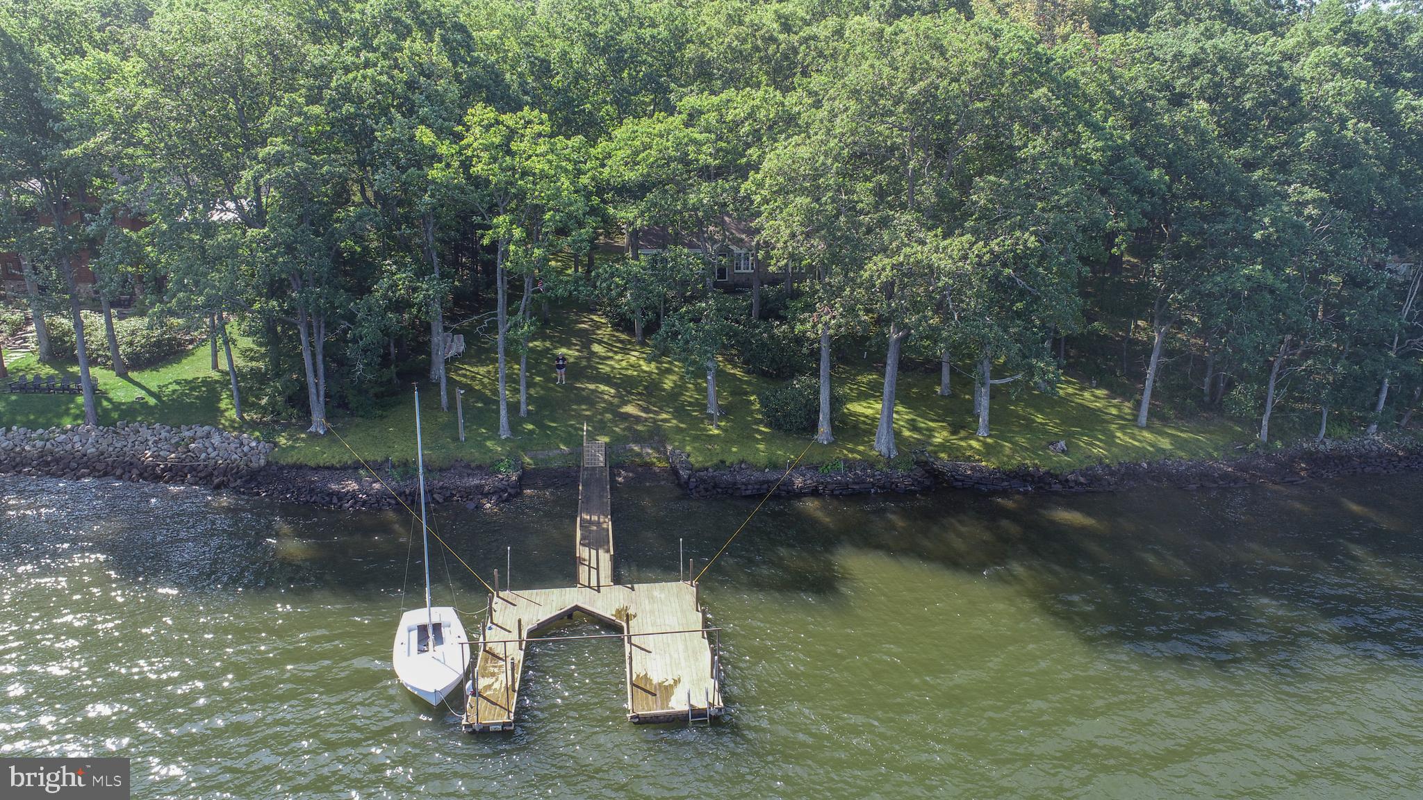 TURKEY NECK ESTATES - Residential