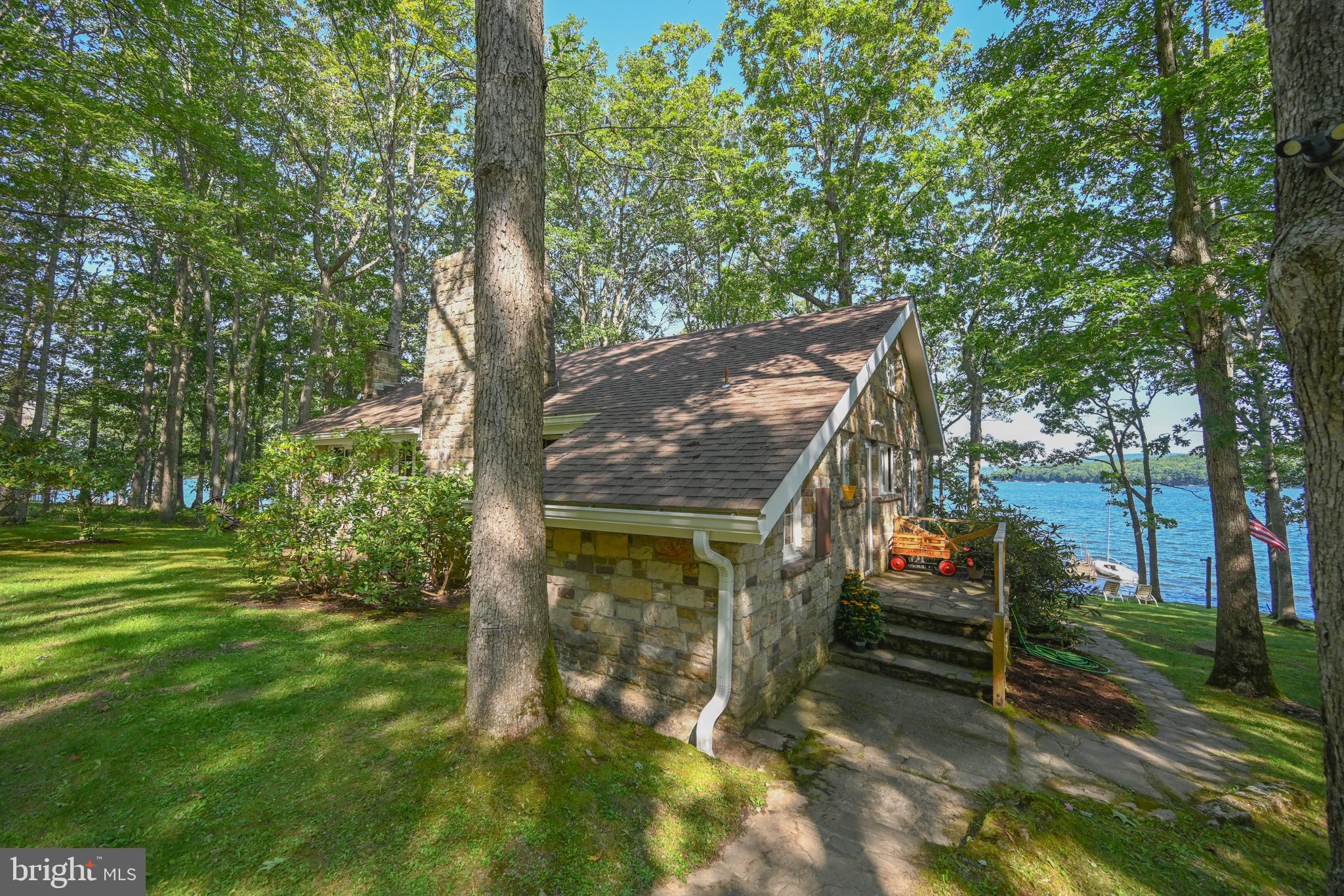 TURKEY NECK ESTATES - Residential