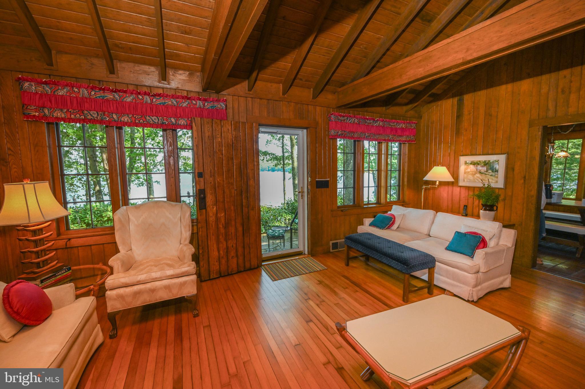 TURKEY NECK ESTATES - Residential