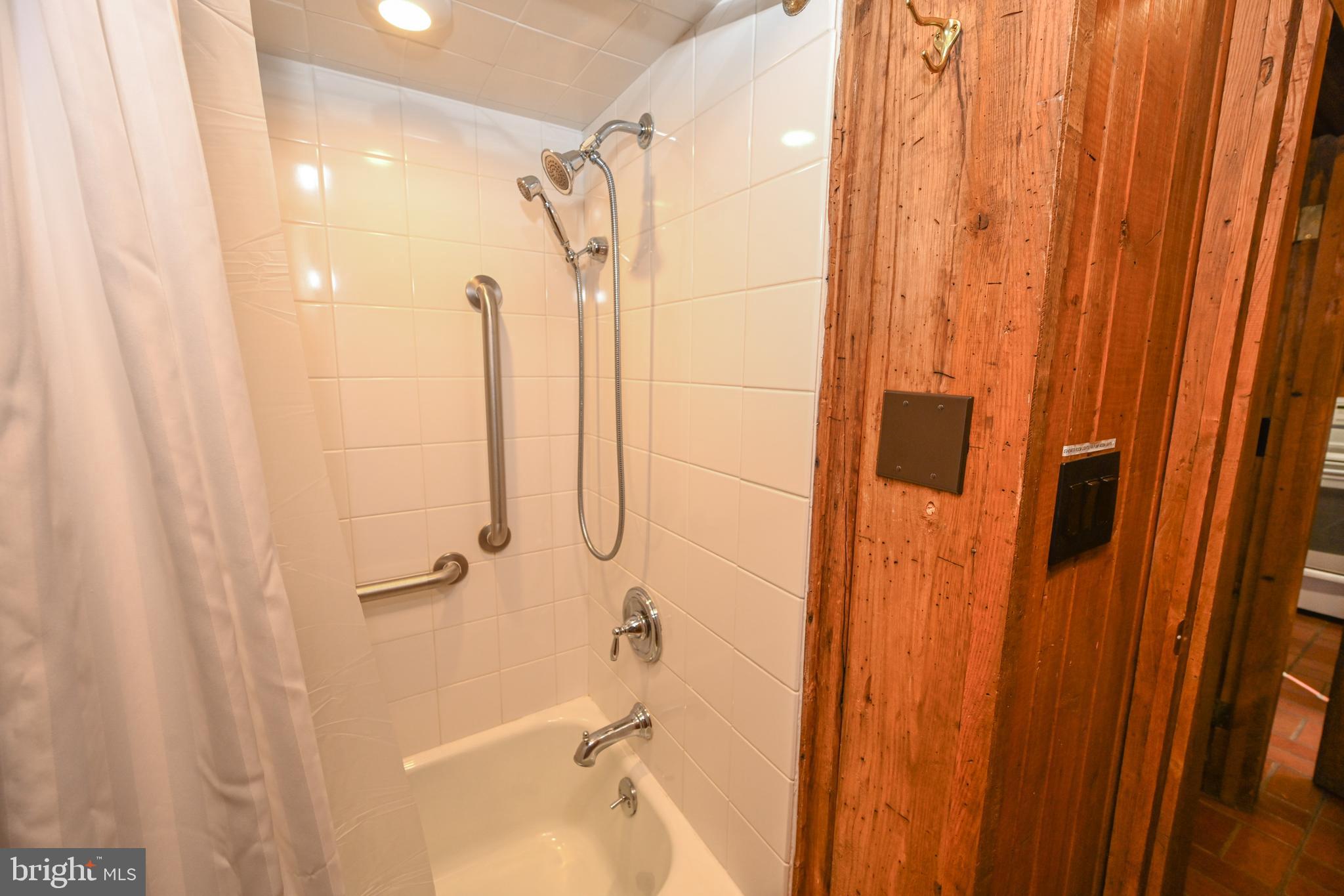 TURKEY NECK ESTATES - Residential