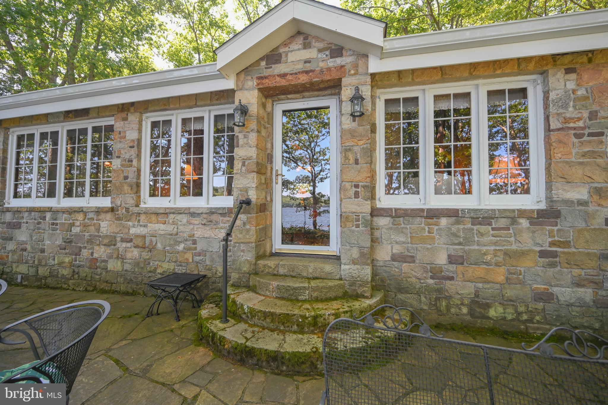 TURKEY NECK ESTATES - Residential