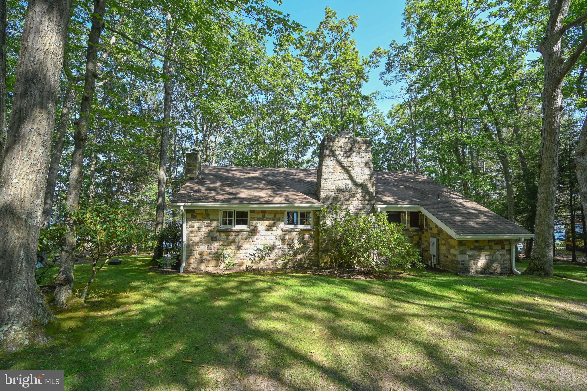 TURKEY NECK ESTATES - Residential