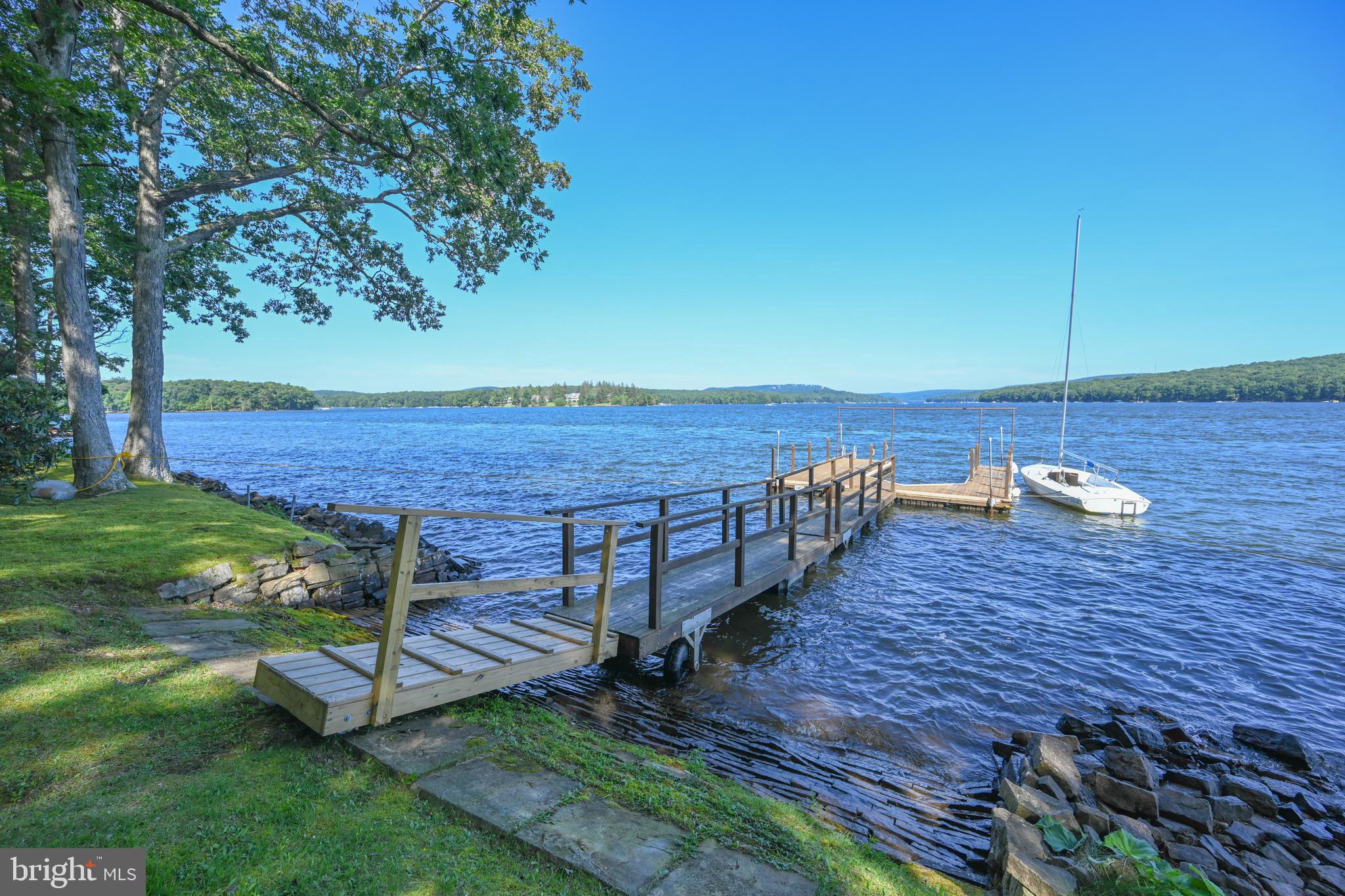 TURKEY NECK ESTATES - Residential