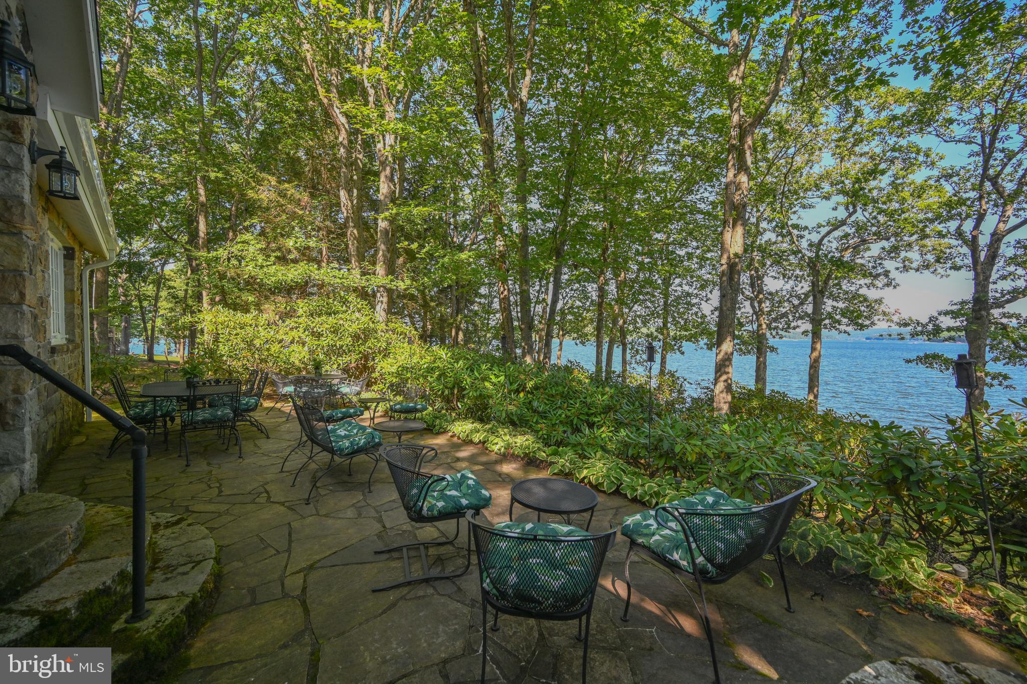 TURKEY NECK ESTATES - Residential