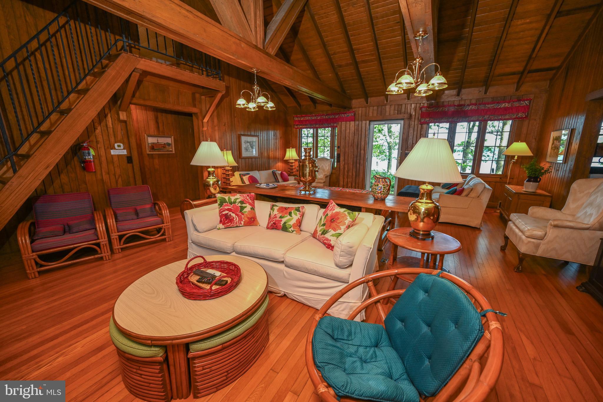 TURKEY NECK ESTATES - Residential