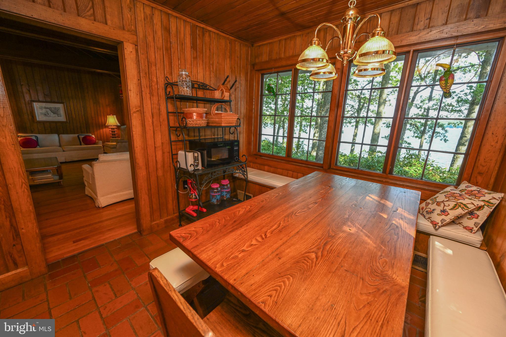 TURKEY NECK ESTATES - Residential