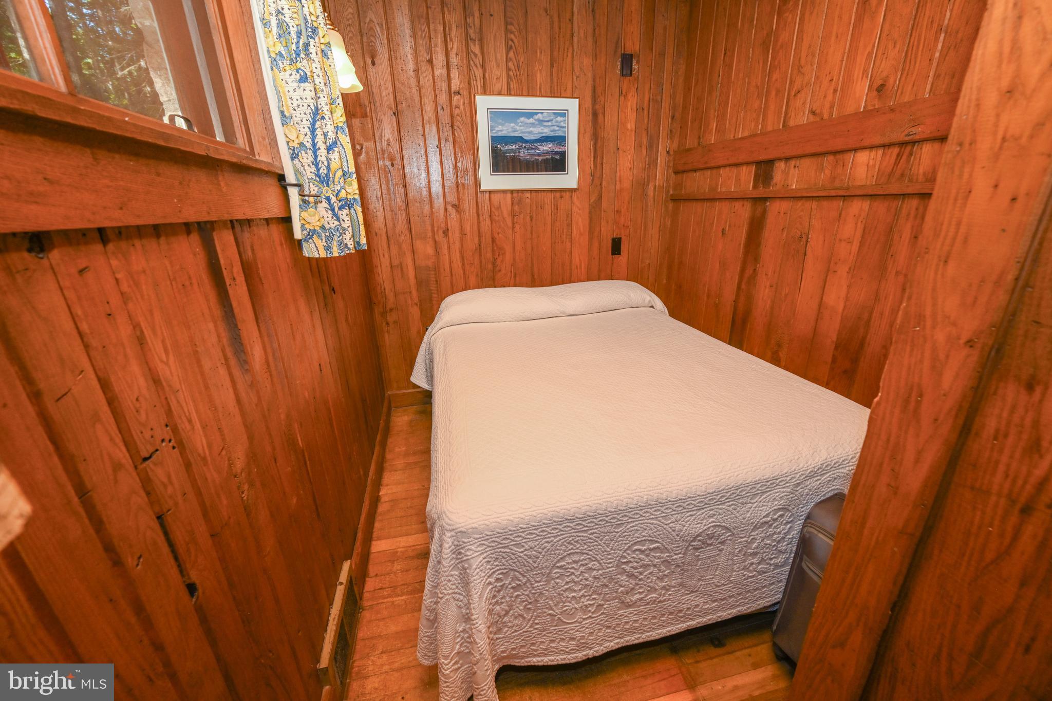 TURKEY NECK ESTATES - Residential