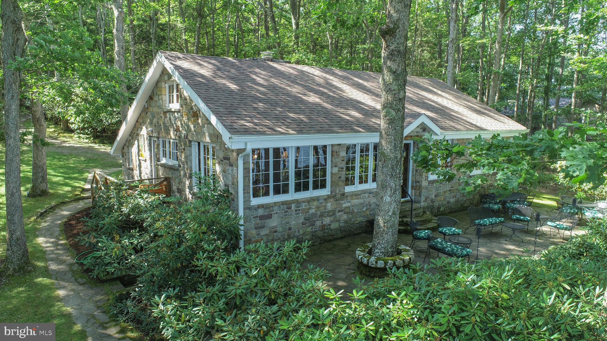 TURKEY NECK ESTATES - Residential