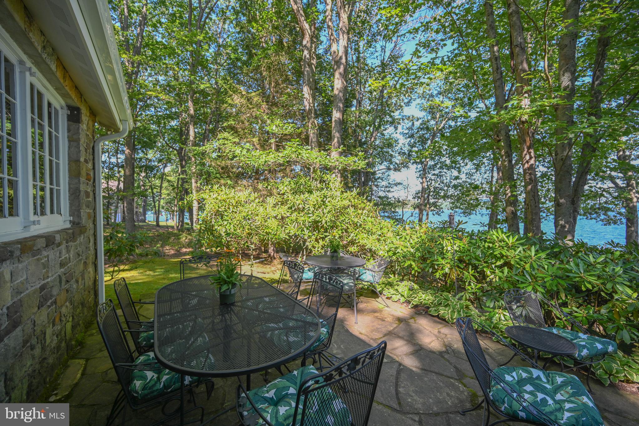 TURKEY NECK ESTATES - Residential