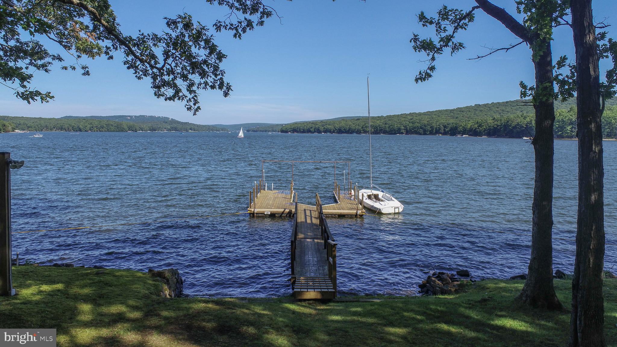 TURKEY NECK ESTATES - Residential