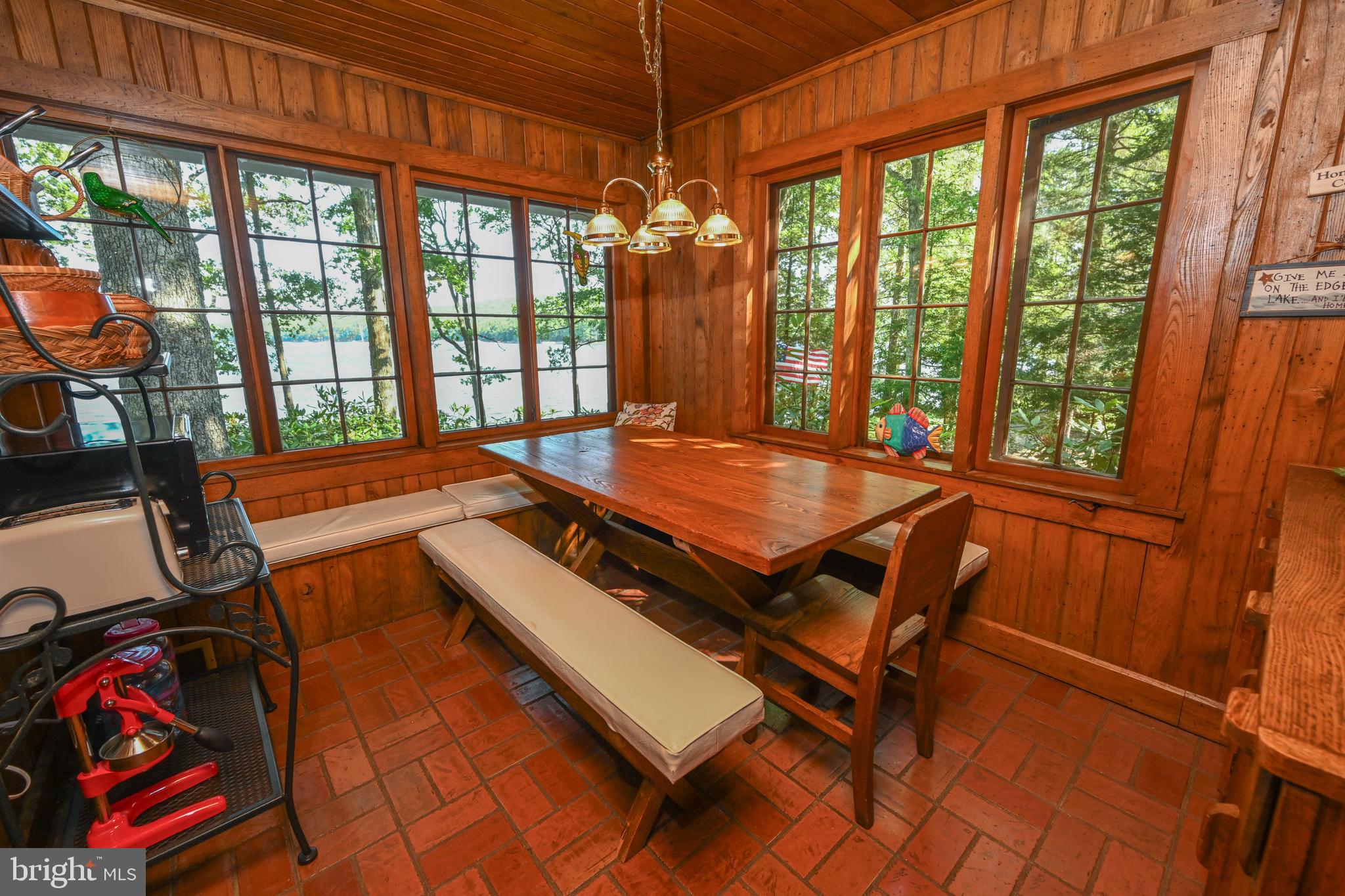 TURKEY NECK ESTATES - Residential