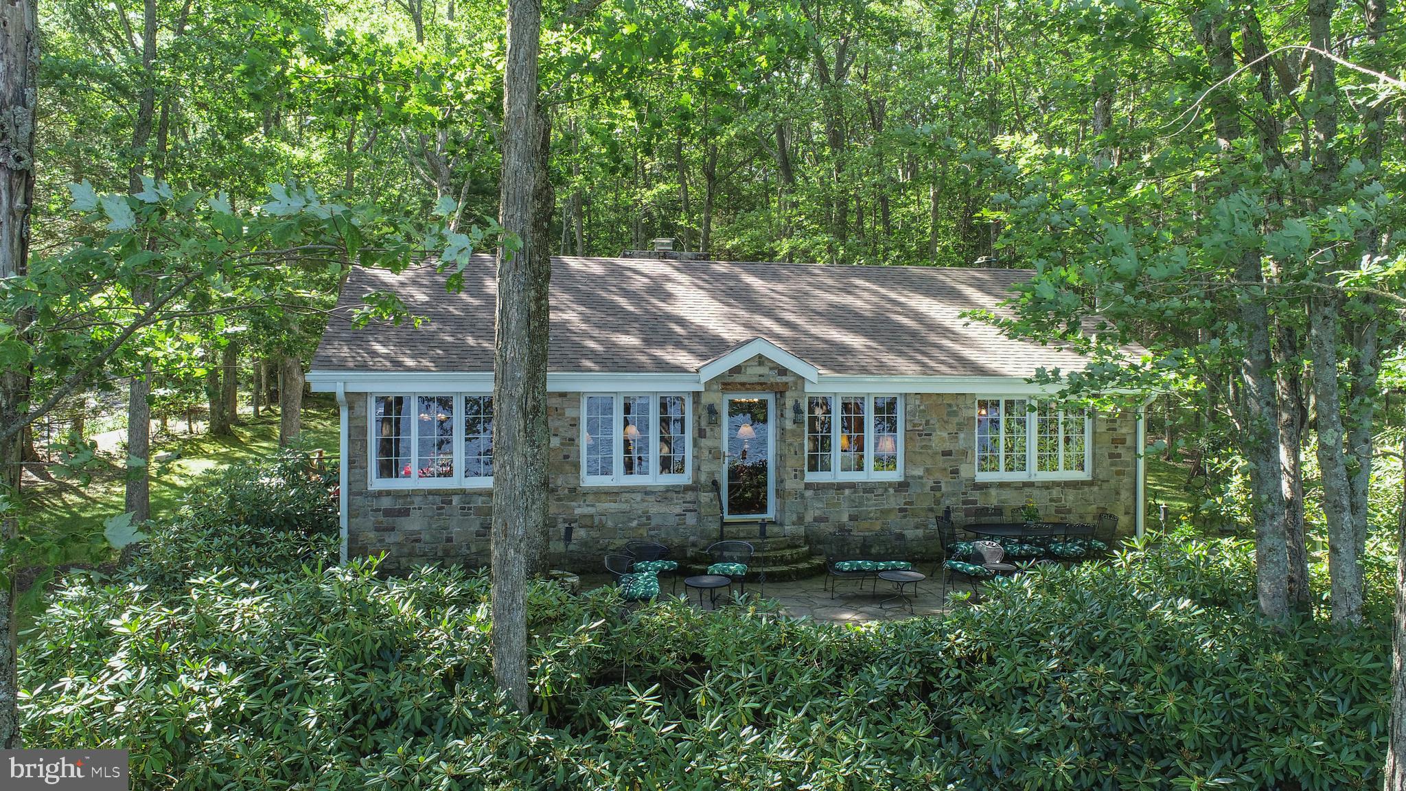 TURKEY NECK ESTATES - Residential