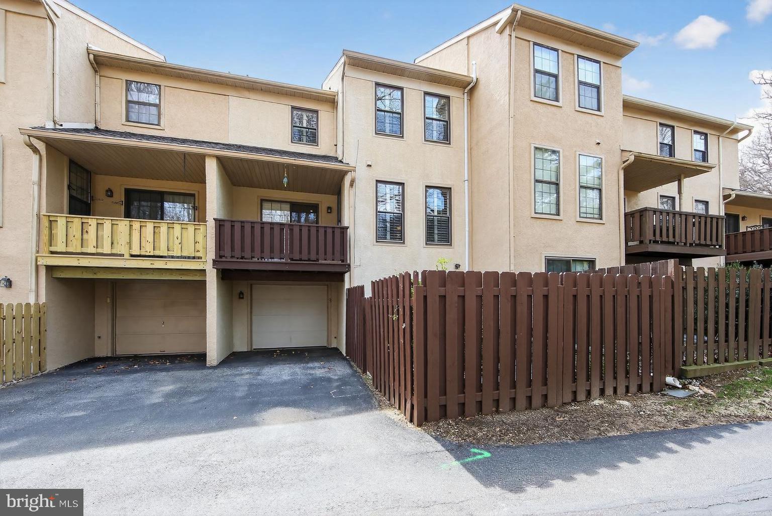 WEATHERSTONE - Residential