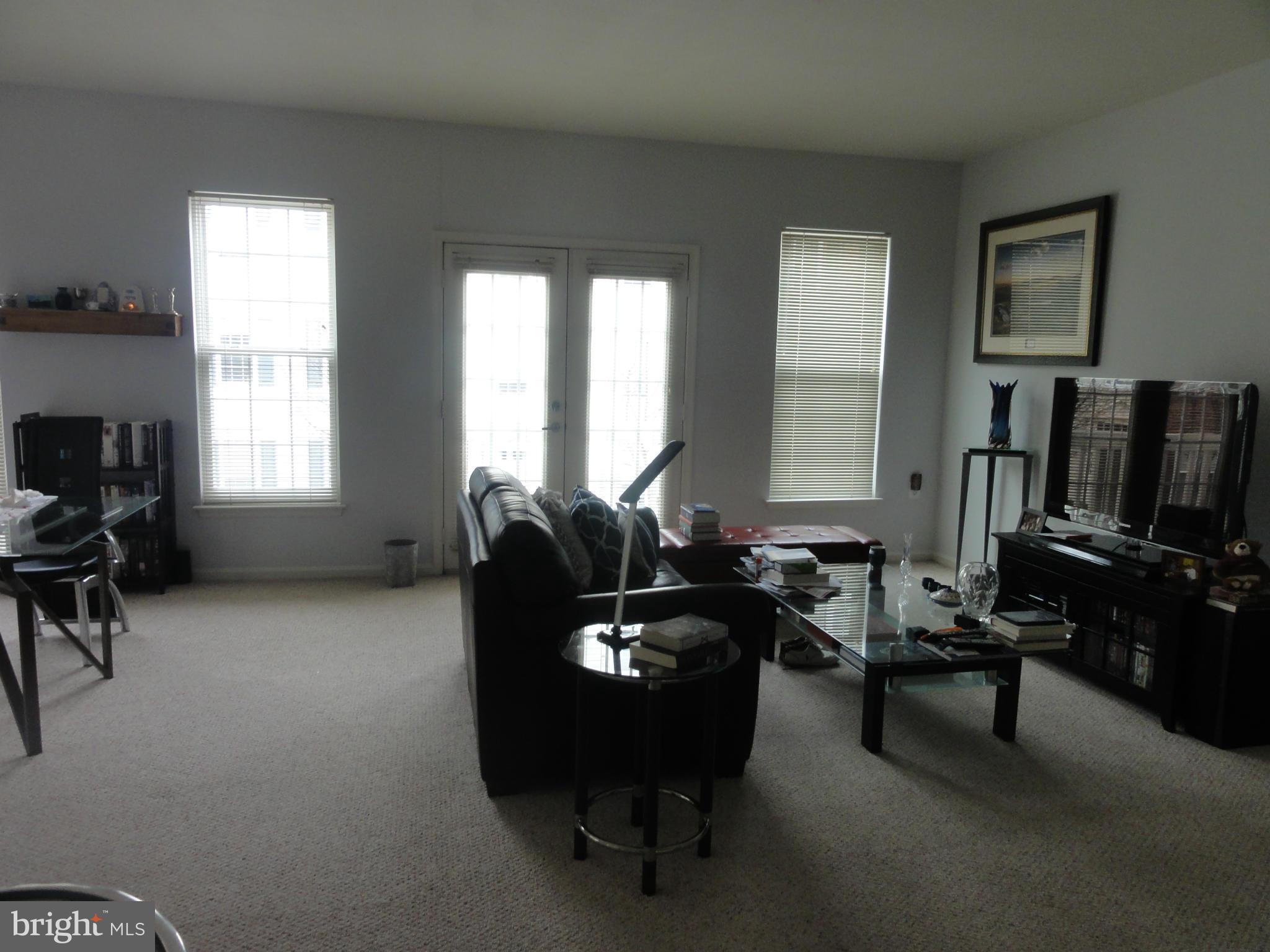 HIGH POINTE AT JEFFERSON PARK - Residential Lease