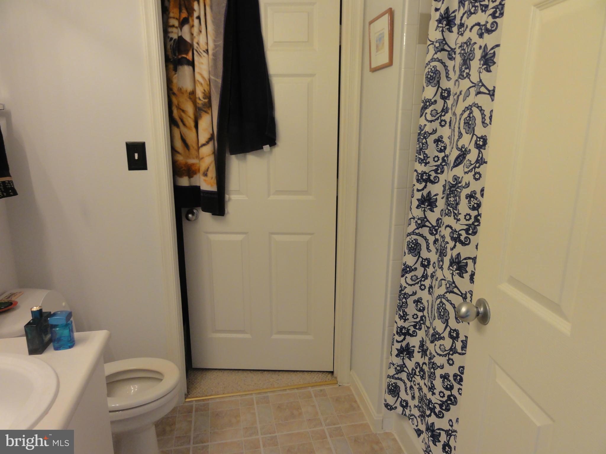 HIGH POINTE AT JEFFERSON PARK - Residential Lease