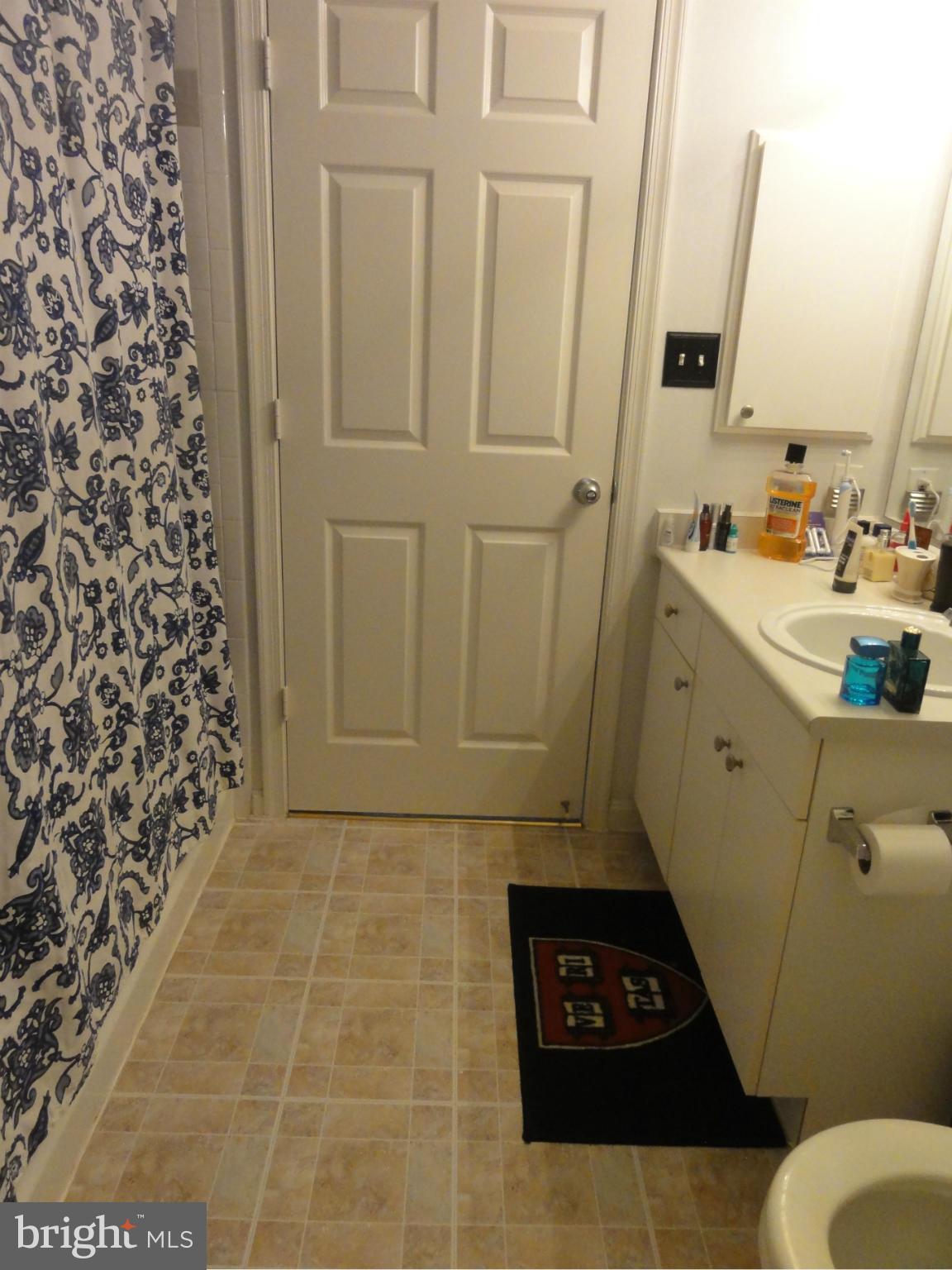 HIGH POINTE AT JEFFERSON PARK - Residential Lease