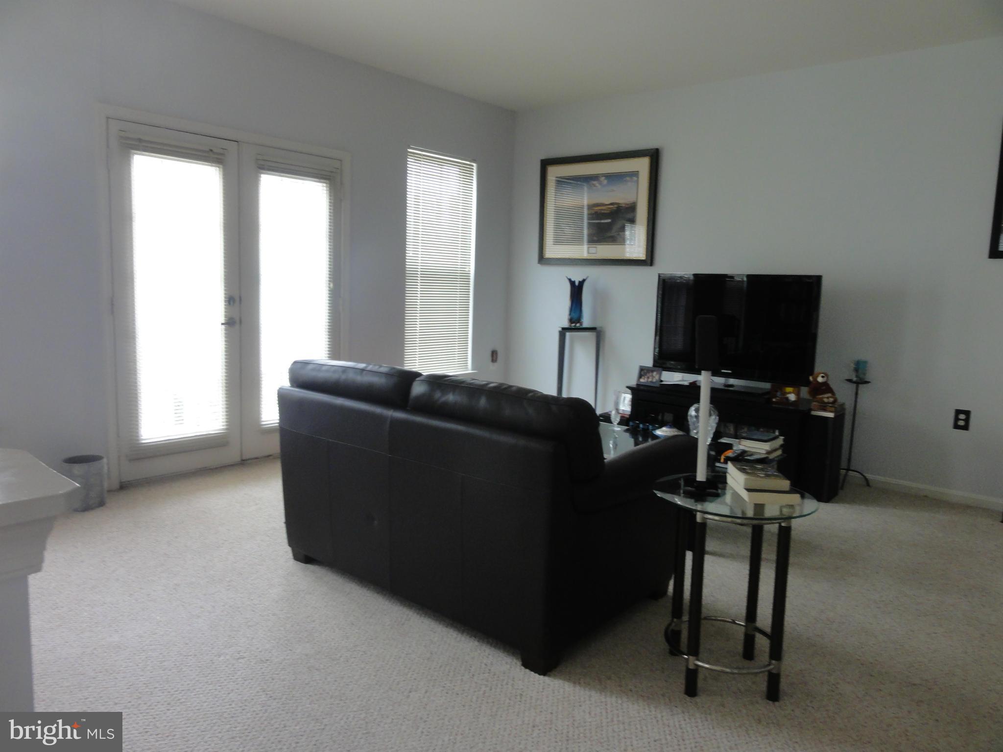 HIGH POINTE AT JEFFERSON PARK - Residential Lease