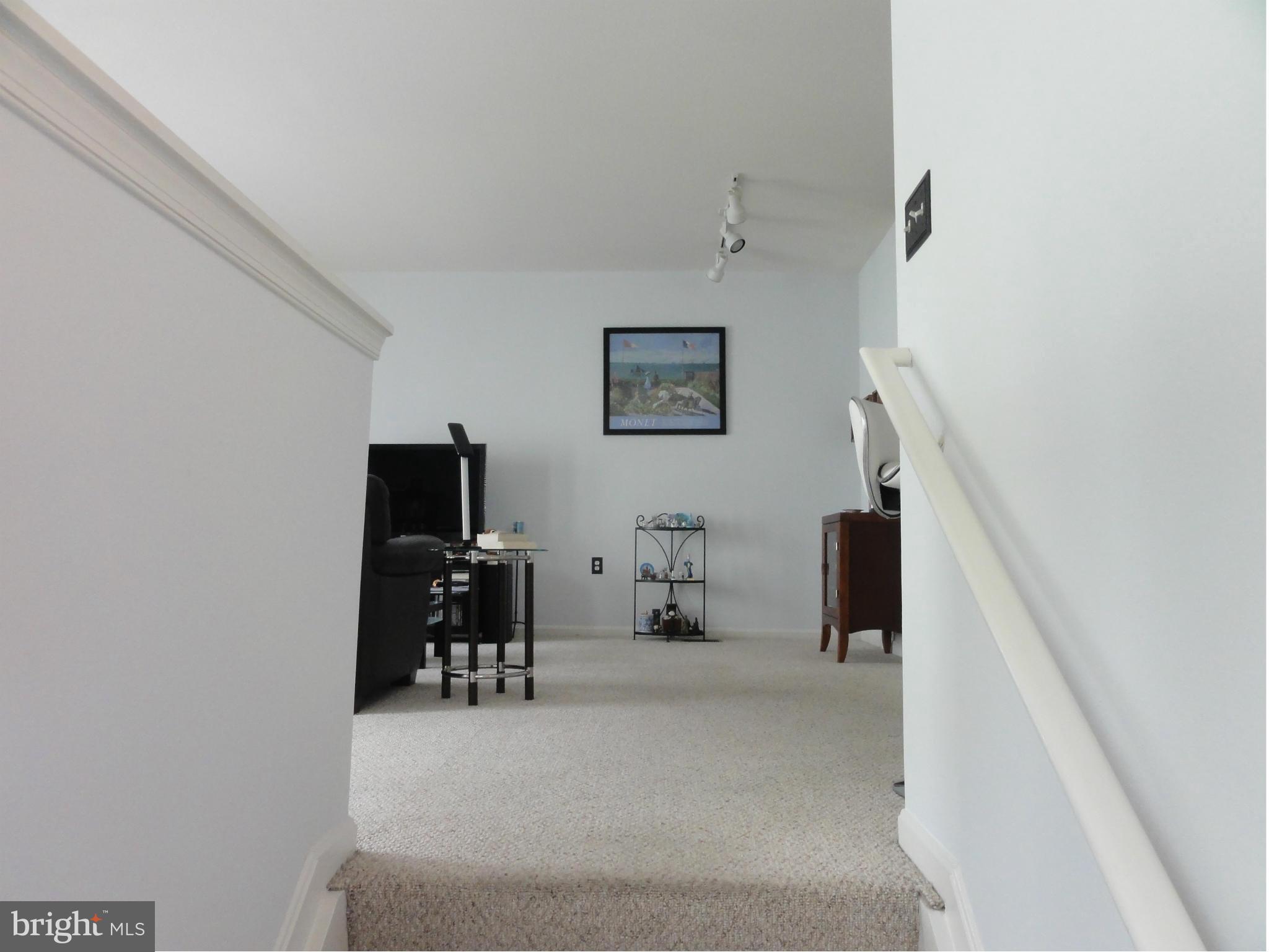 HIGH POINTE AT JEFFERSON PARK - Residential Lease