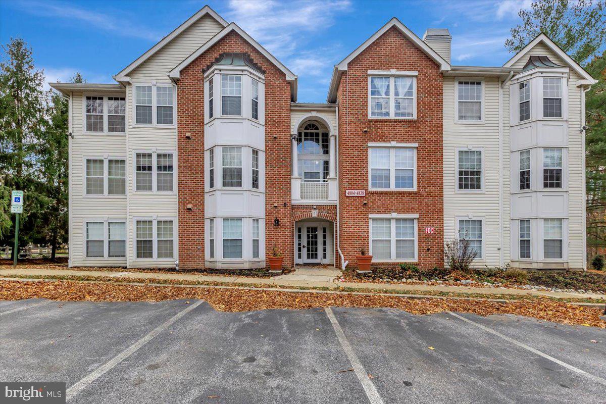 SILVERBROOK WOOD - Residential