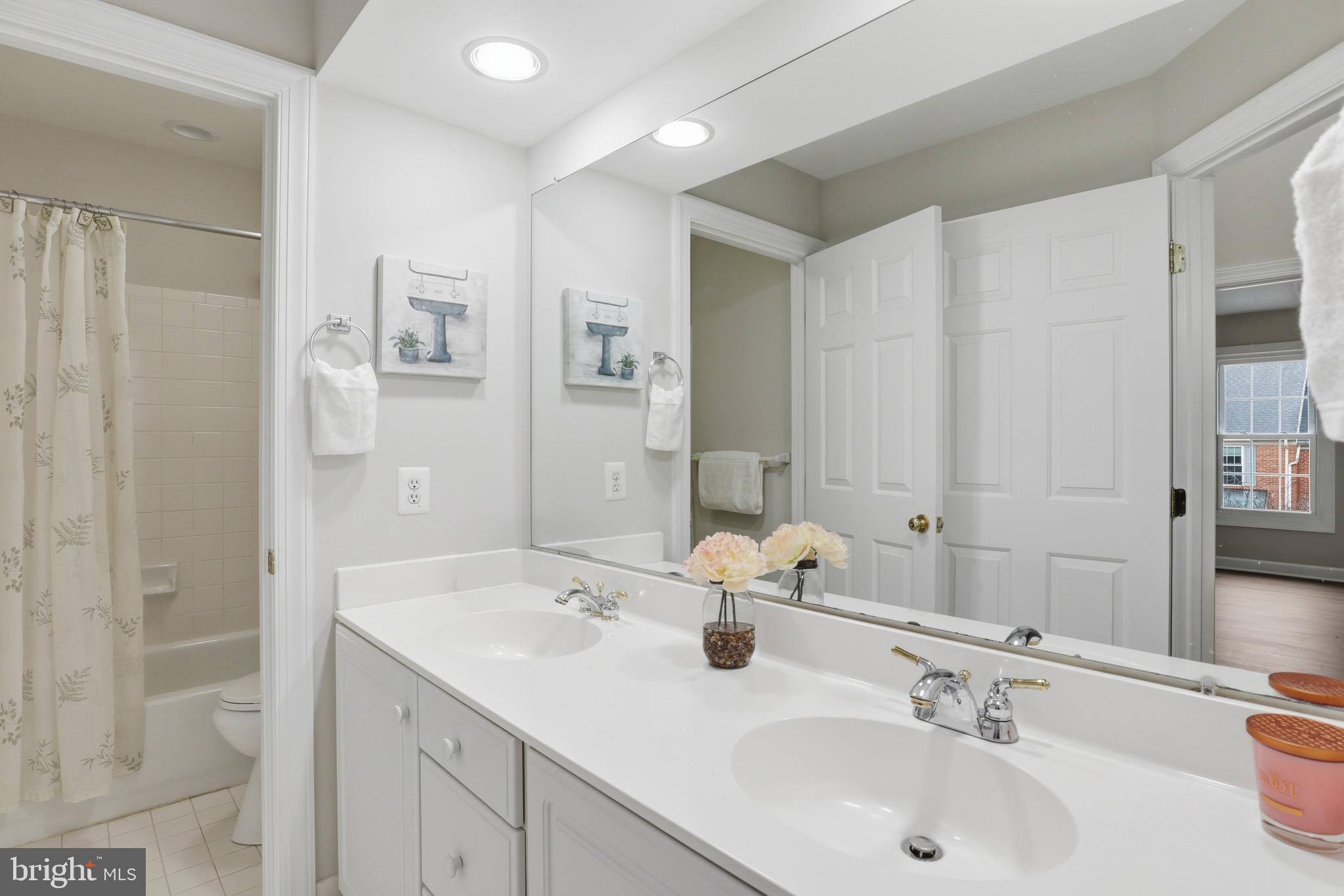 PINEY GLEN VILLAGE - Residential