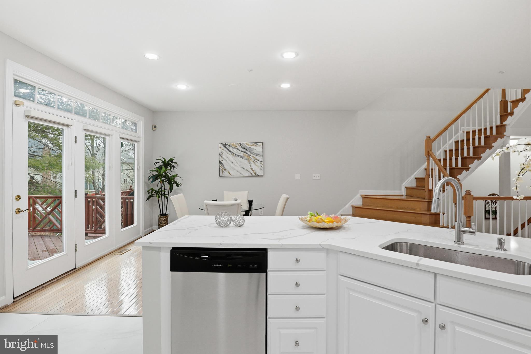 PINEY GLEN VILLAGE - Residential