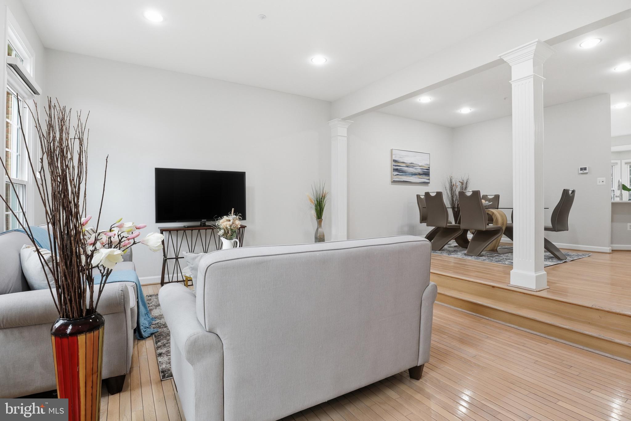 PINEY GLEN VILLAGE - Residential