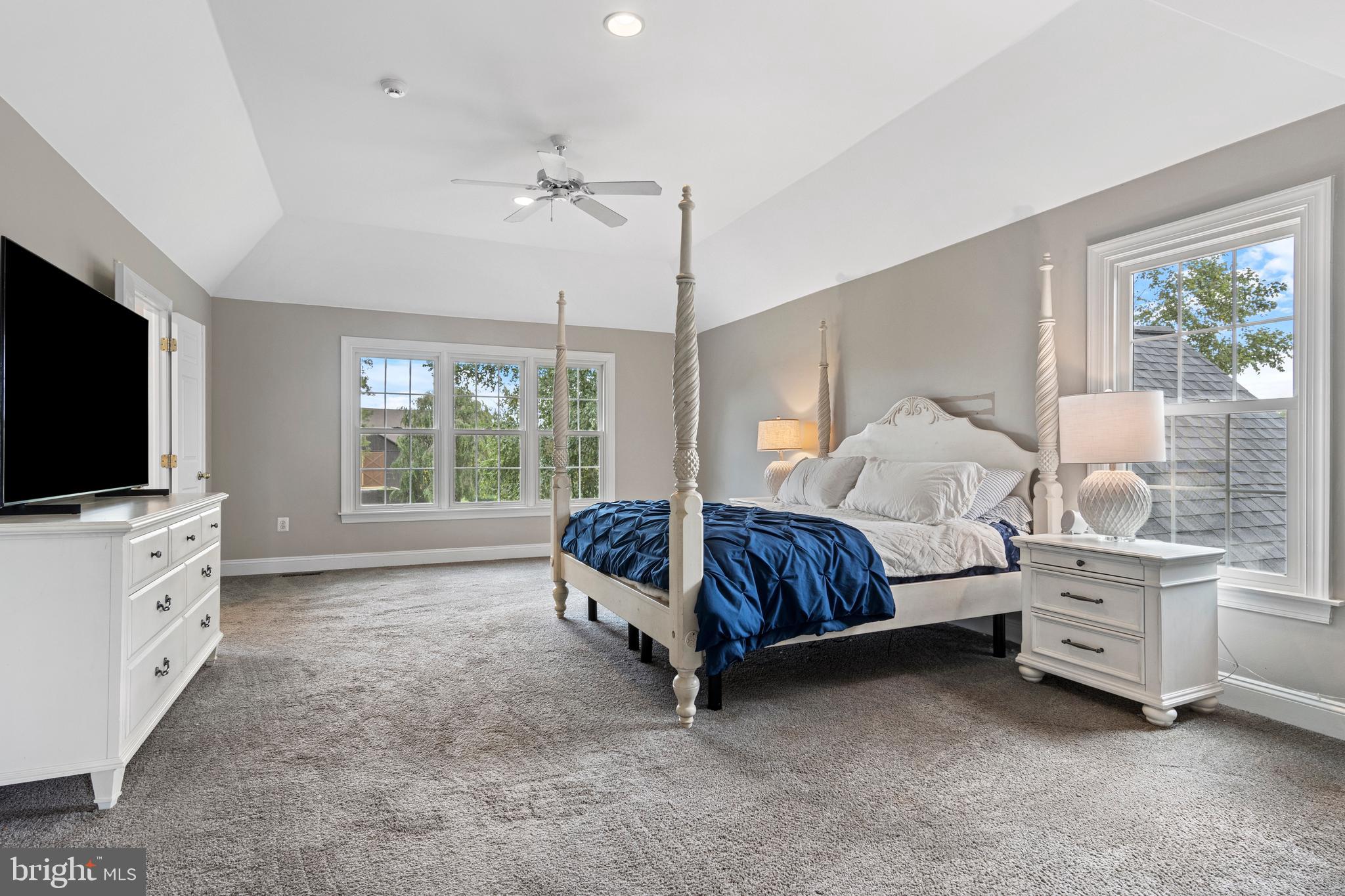 EVERGREEN - Residential